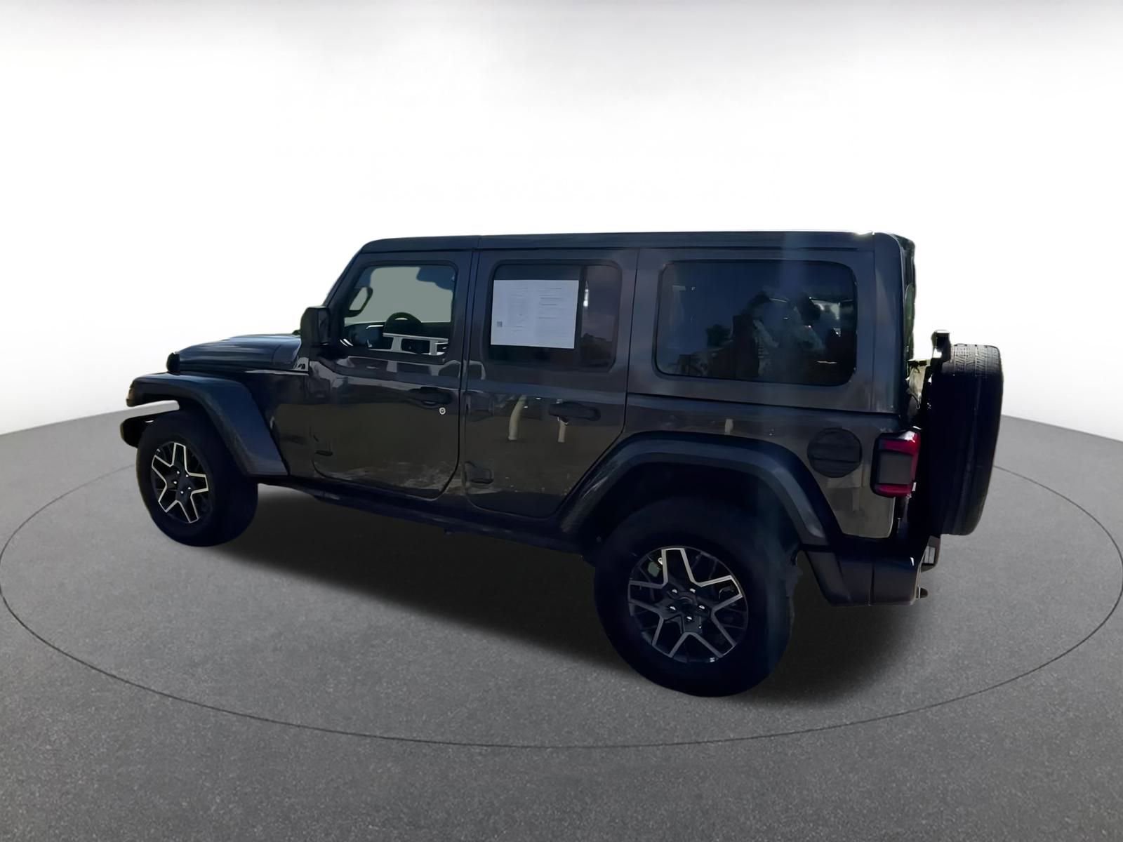 Thumbnail: 2025 Jeep Wrangler - 10