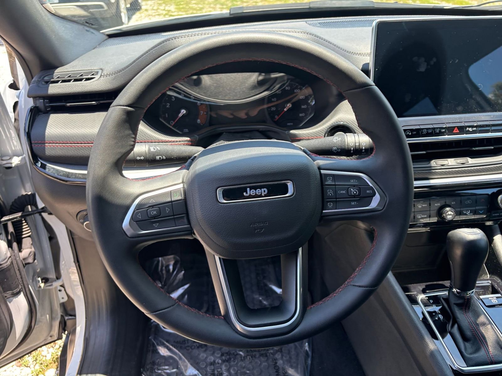 Thumbnail: 2025 Jeep Compass - 28