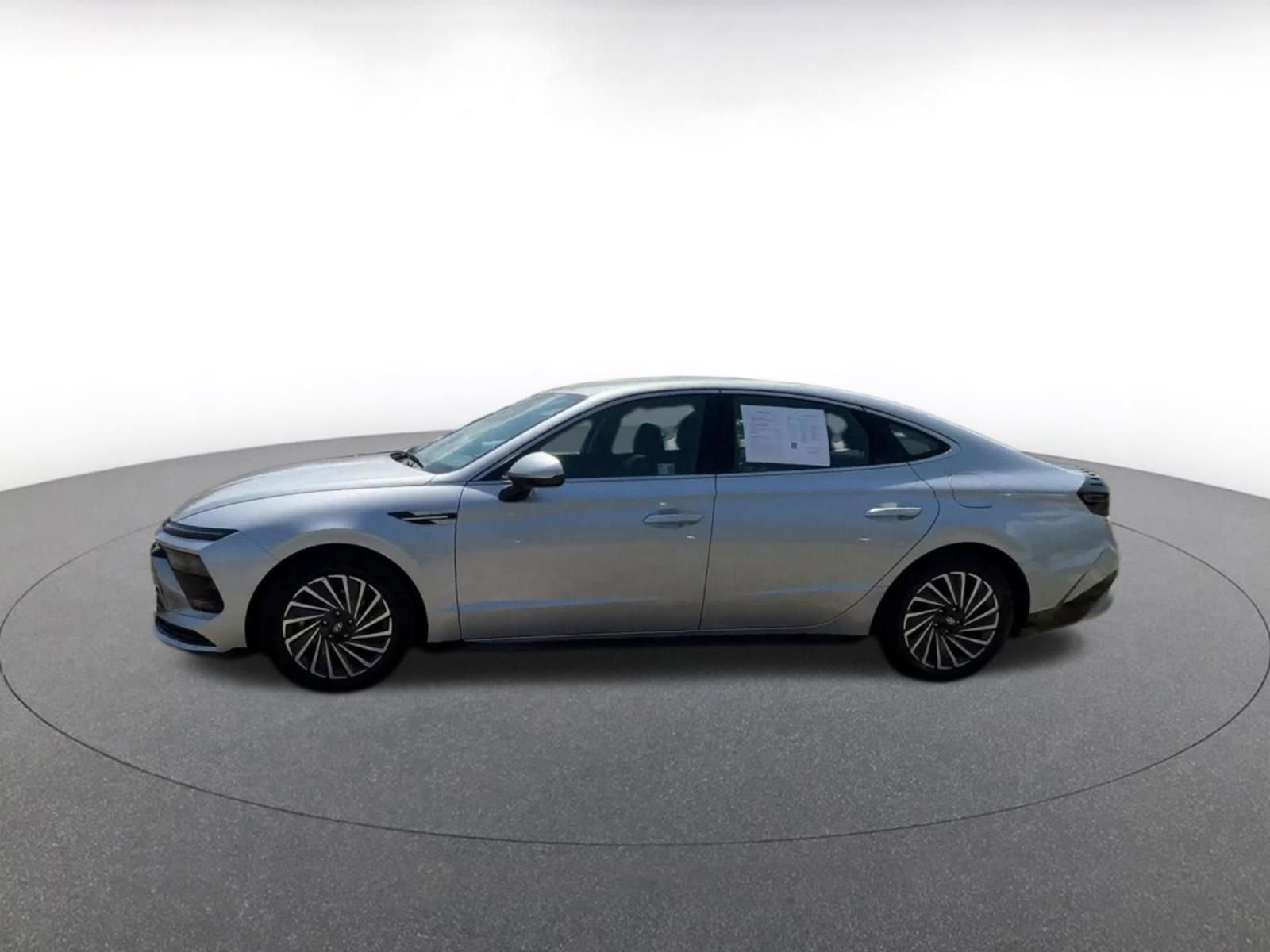 Thumbnail: 2025 Hyundai Sonata - 9
