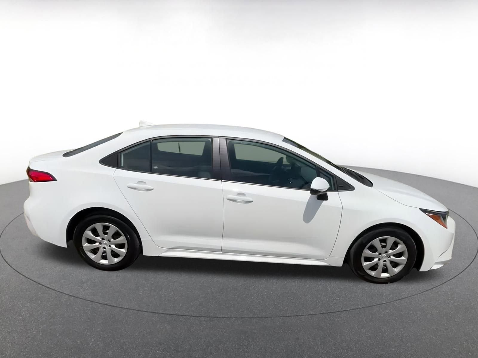 Thumbnail: 2024 Toyota Corolla - 16