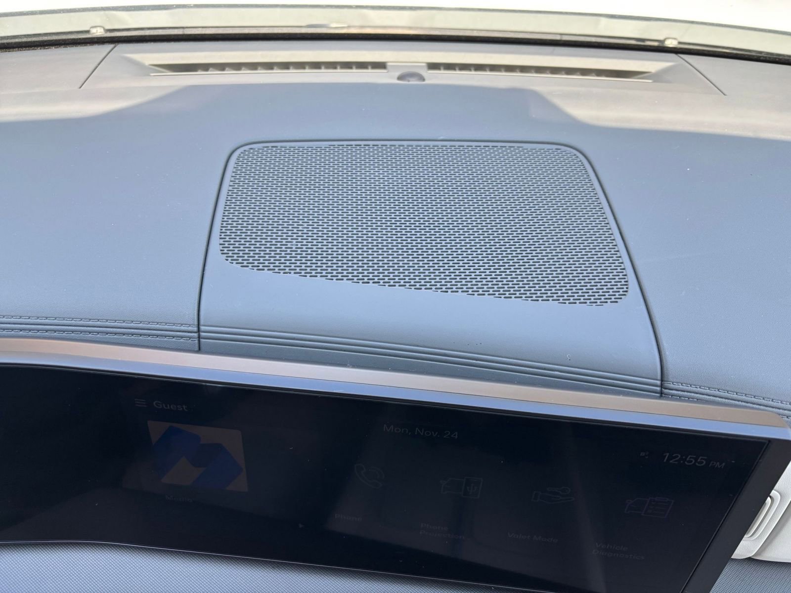 Thumbnail: 2025 Hyundai Santa Fe - 18