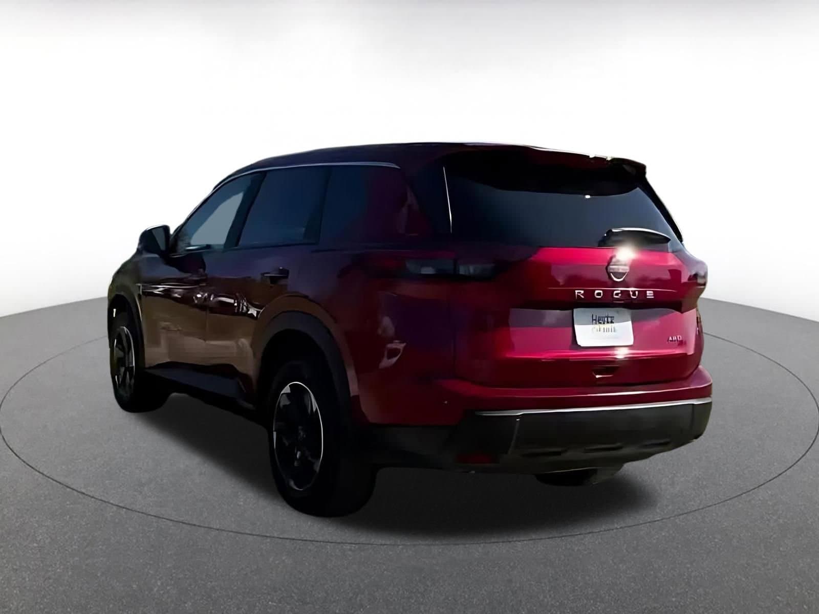 Thumbnail: 2025 Nissan Rogue - 10