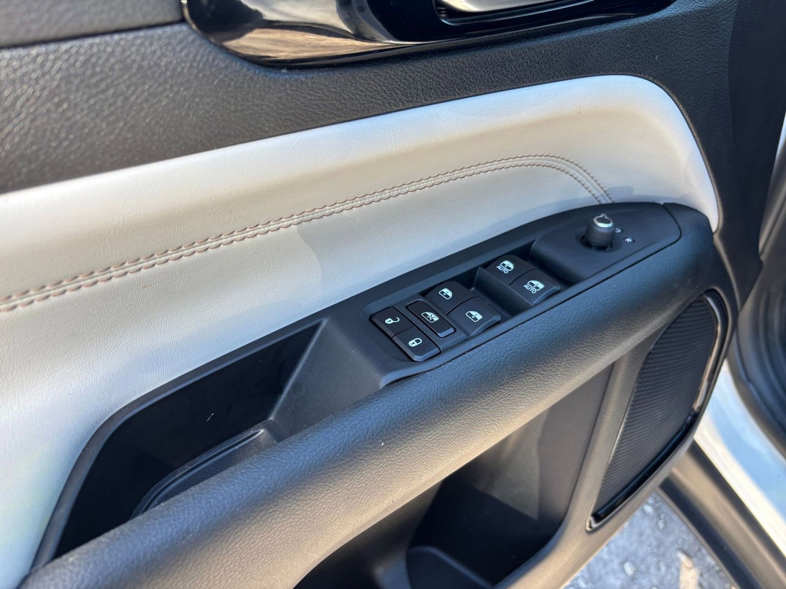 Thumbnail: 2025 Jeep Compass - 18