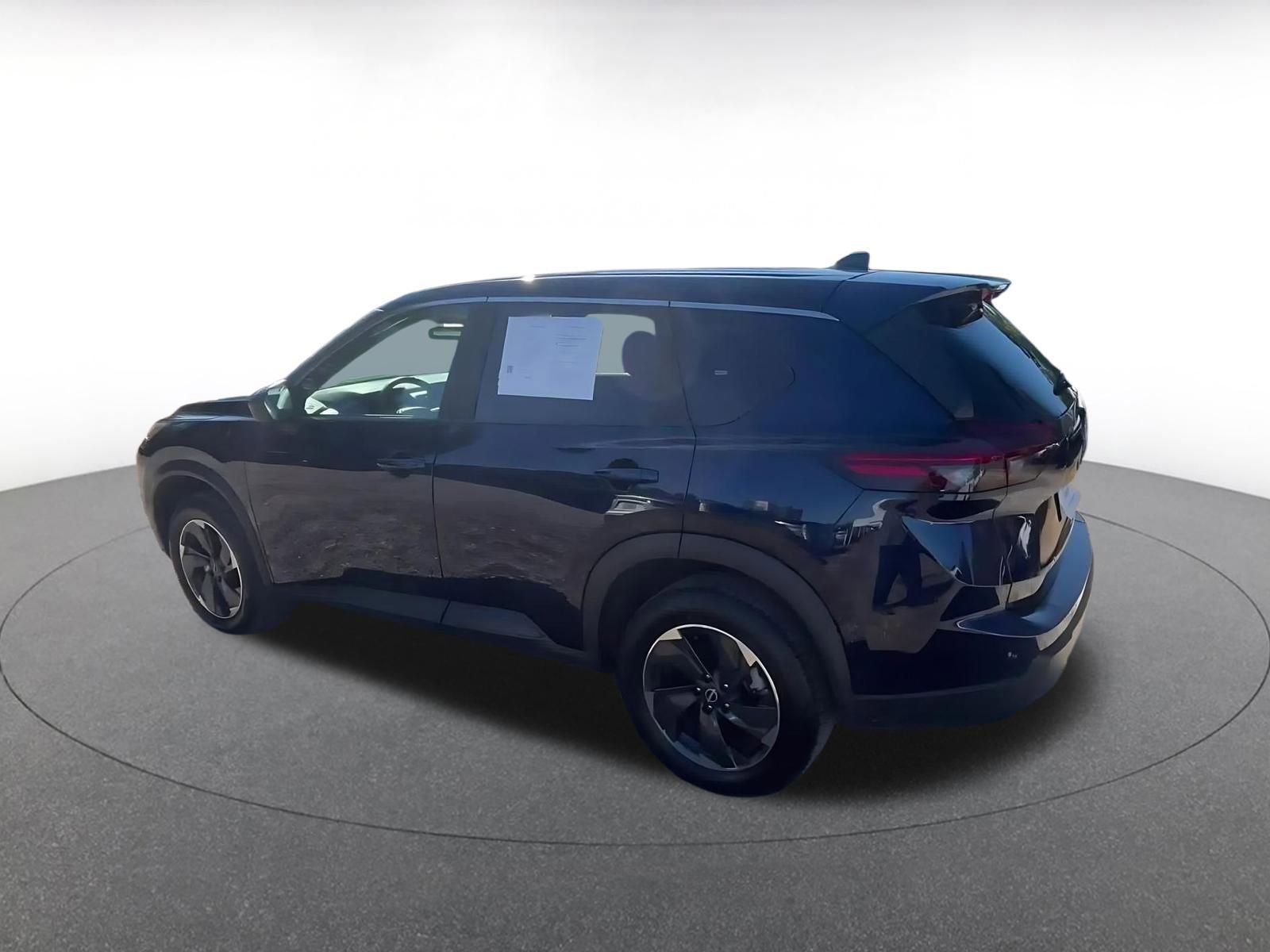 Thumbnail: 2025 Nissan Rogue - 10