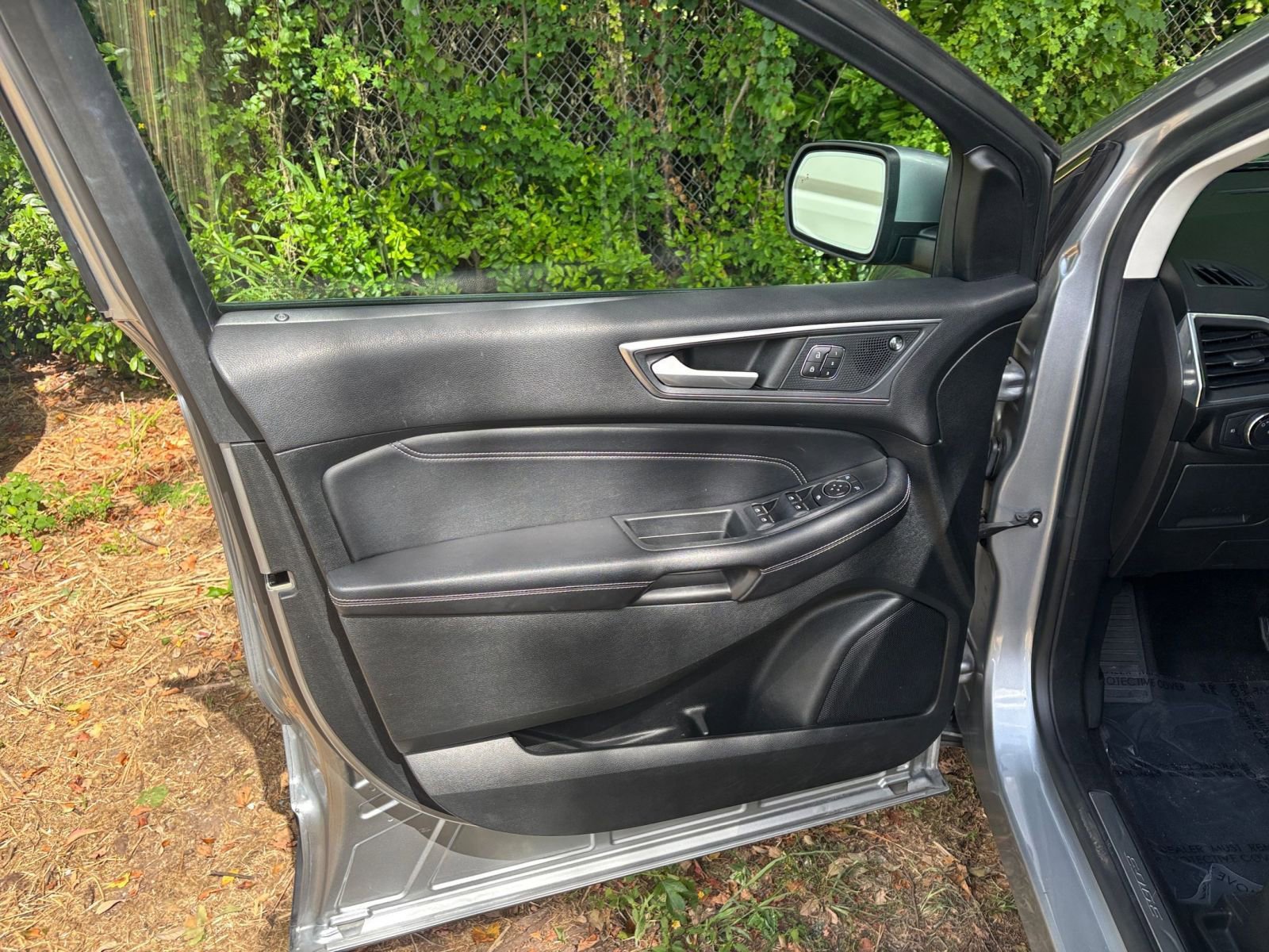 Thumbnail: 2022 Ford Edge - 20