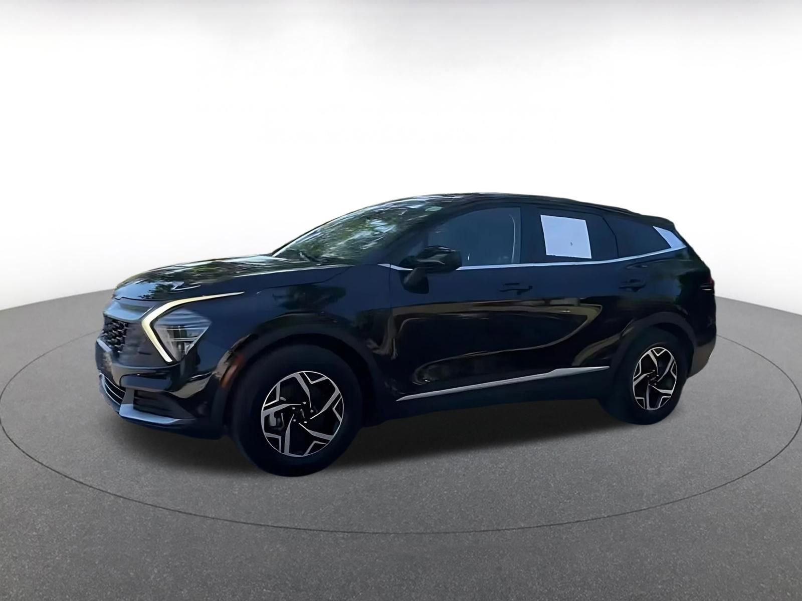 Thumbnail: 2025 Kia Sportage - 9