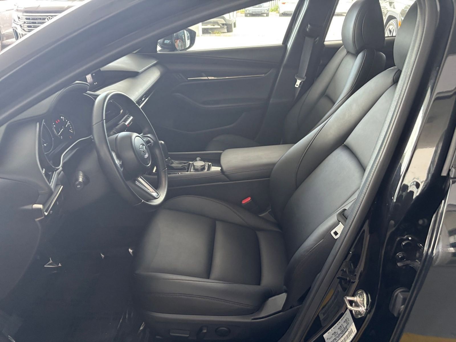 Thumbnail: 2025 Mazda Mazda3 - 25