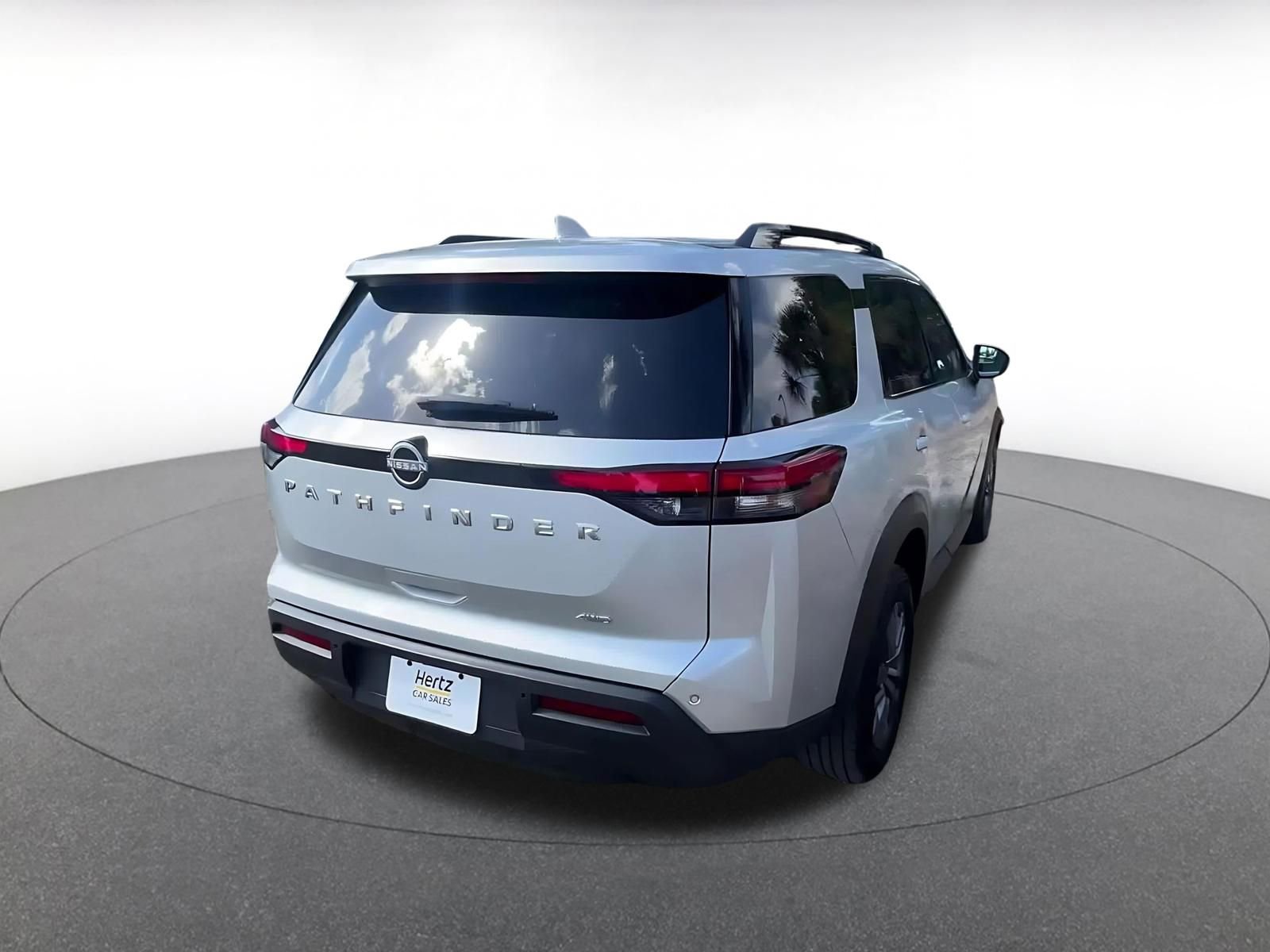 Thumbnail: 2025 Nissan Pathfinder - 15