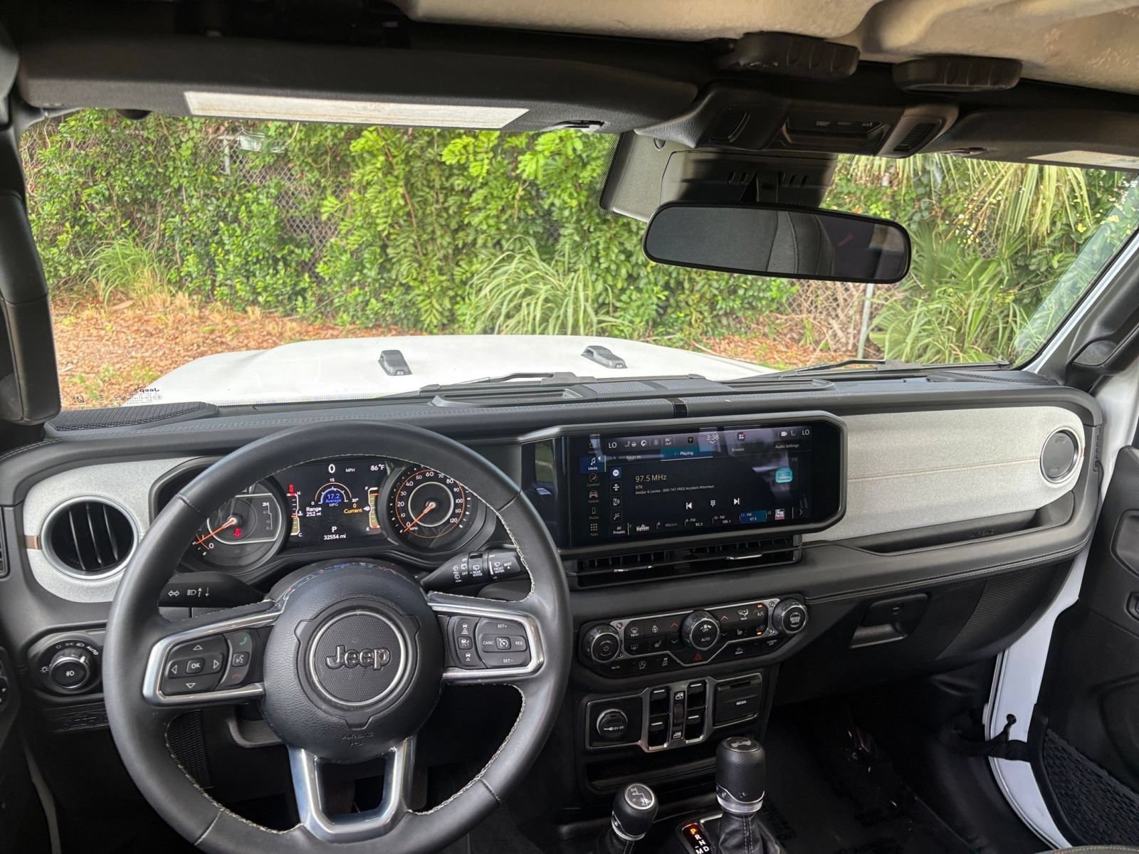 Thumbnail: 2025 Jeep Wrangler - 34