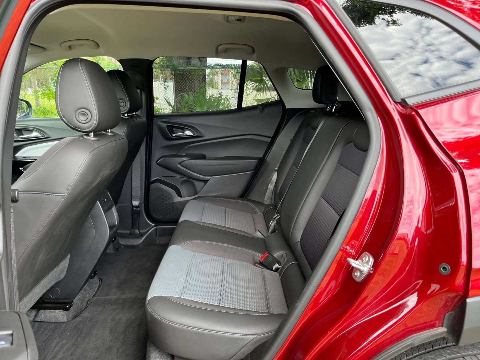 Thumbnail: 2025 Chevrolet Trax - 22