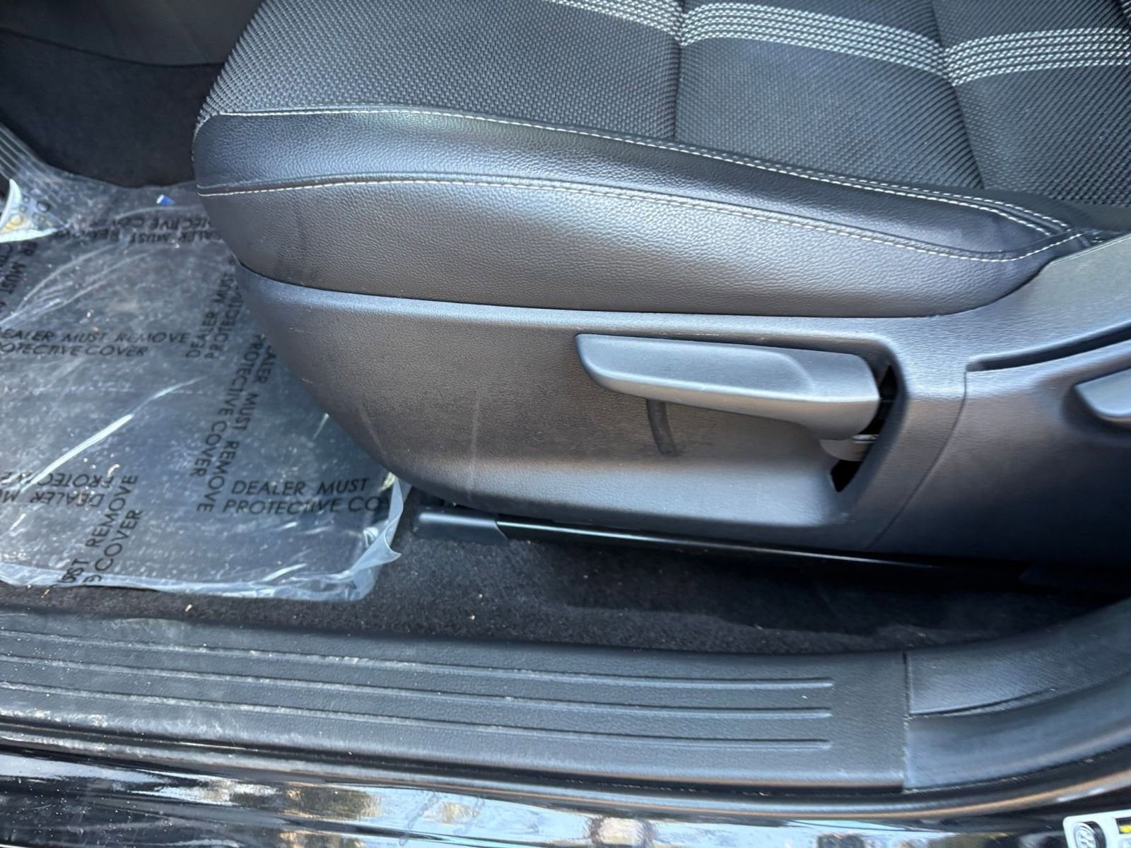 Thumbnail: 2025 Mazda CX-50 - 23