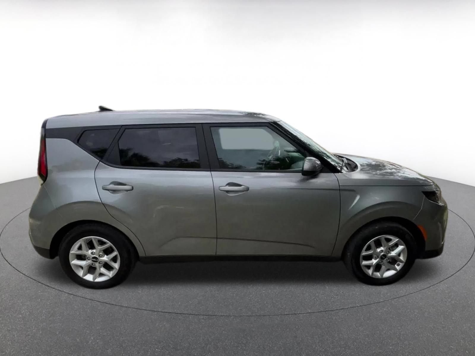 Thumbnail: 2025 Kia Soul - 15