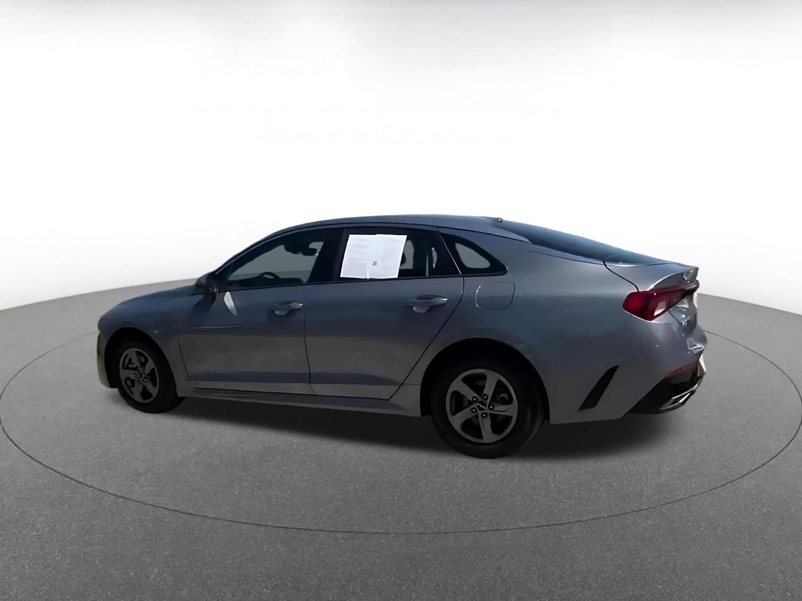 Thumbnail: 2023 Kia K5 - 10