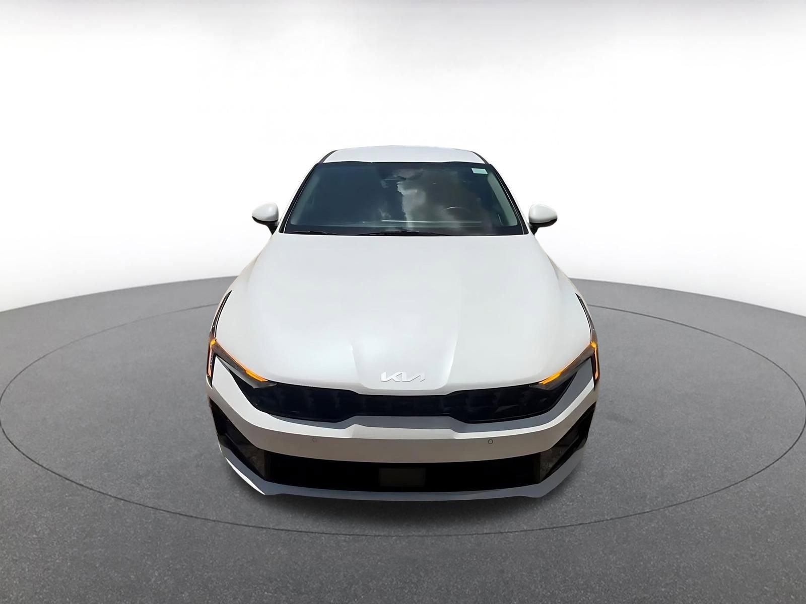 Thumbnail: 2025 Kia K5 - 9