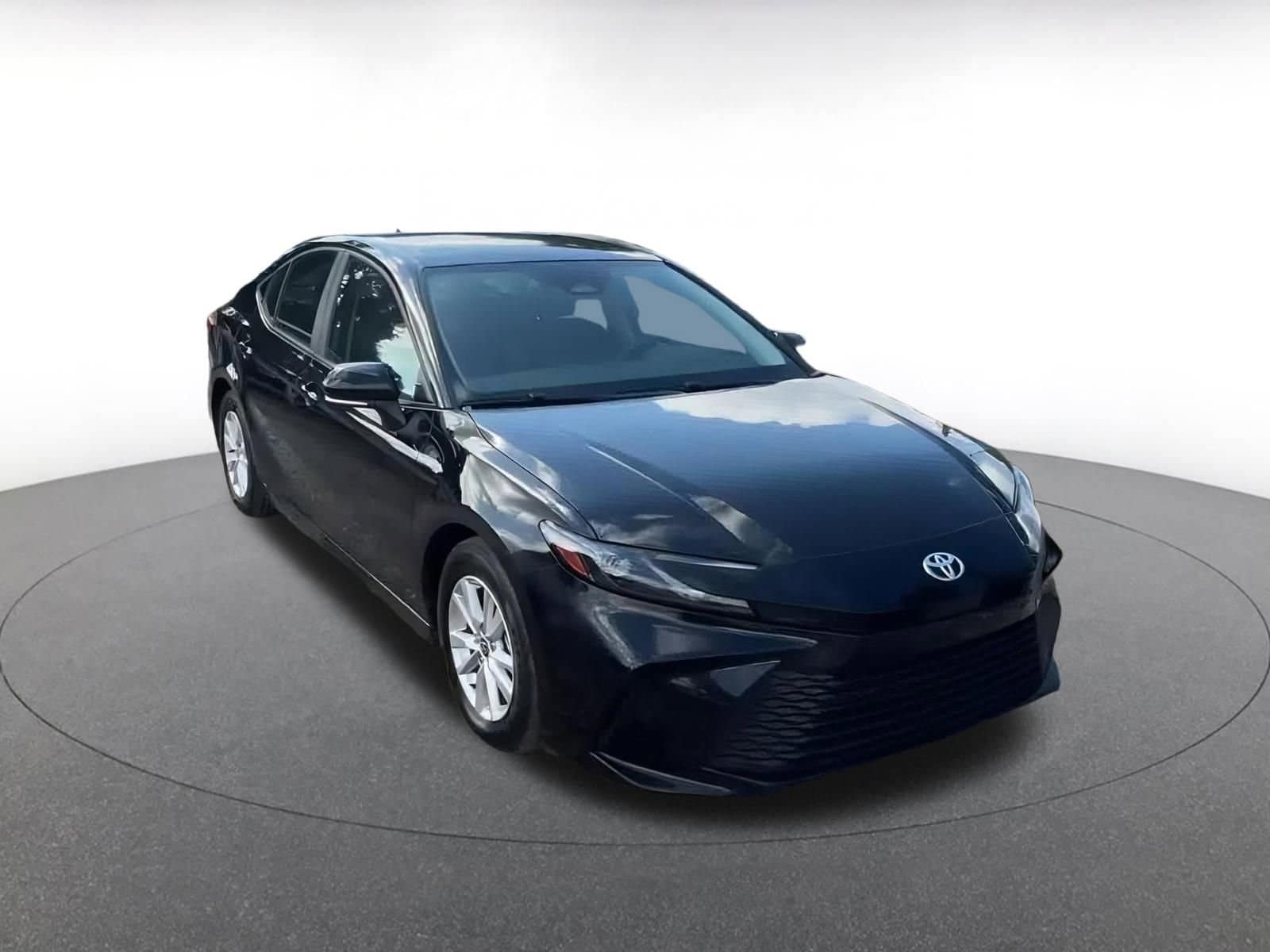 Thumbnail: 2025 Toyota Camry - 3