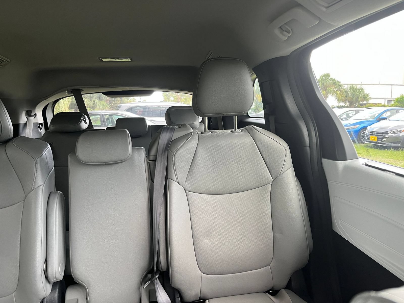 Thumbnail: 2025 Toyota Sienna - 34
