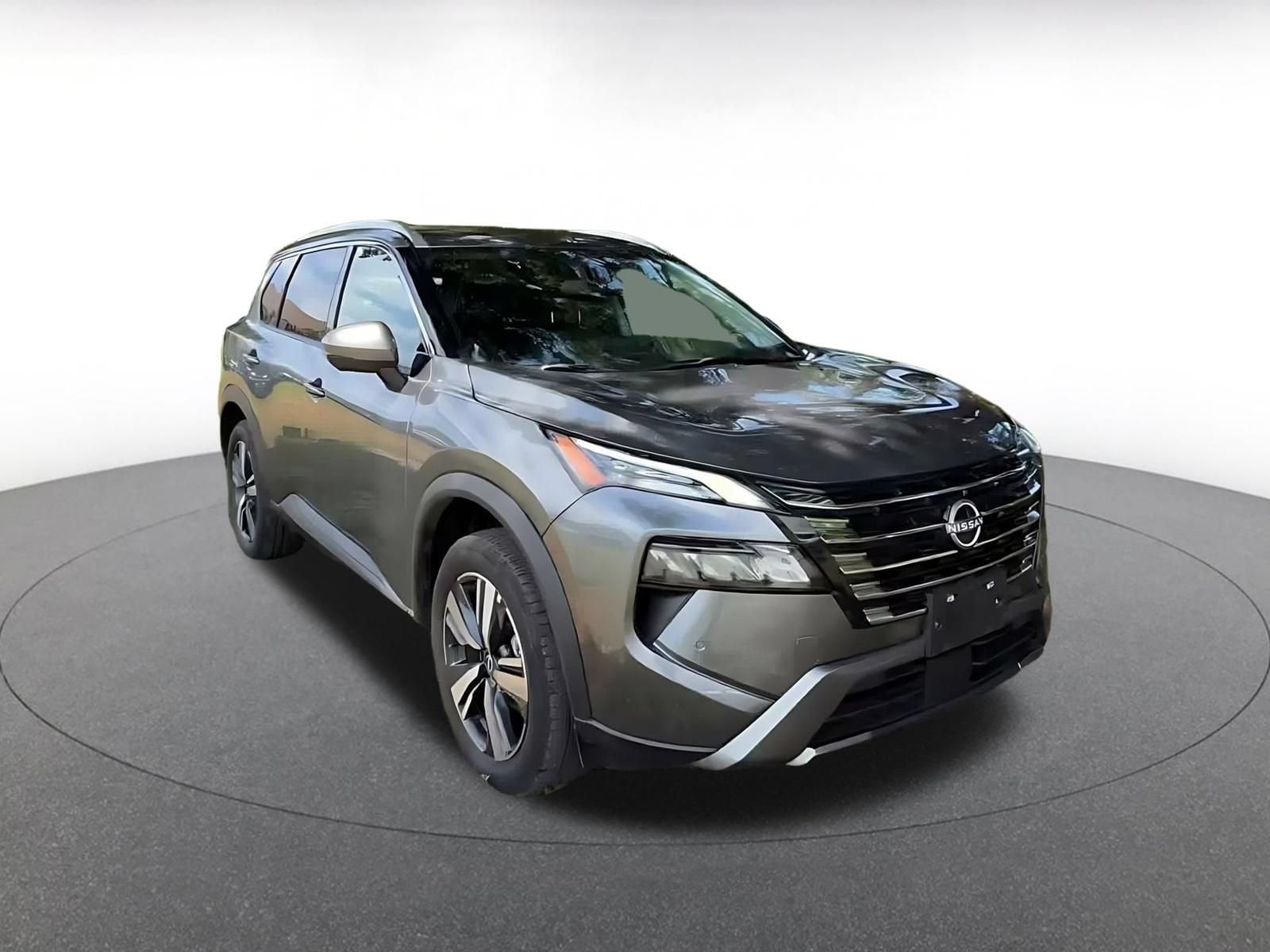 Thumbnail: 2026 Nissan Rogue - 3