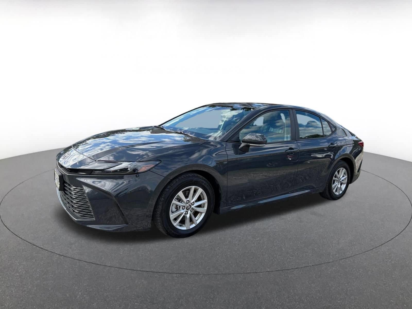 Thumbnail: 2025 Toyota Camry - 4