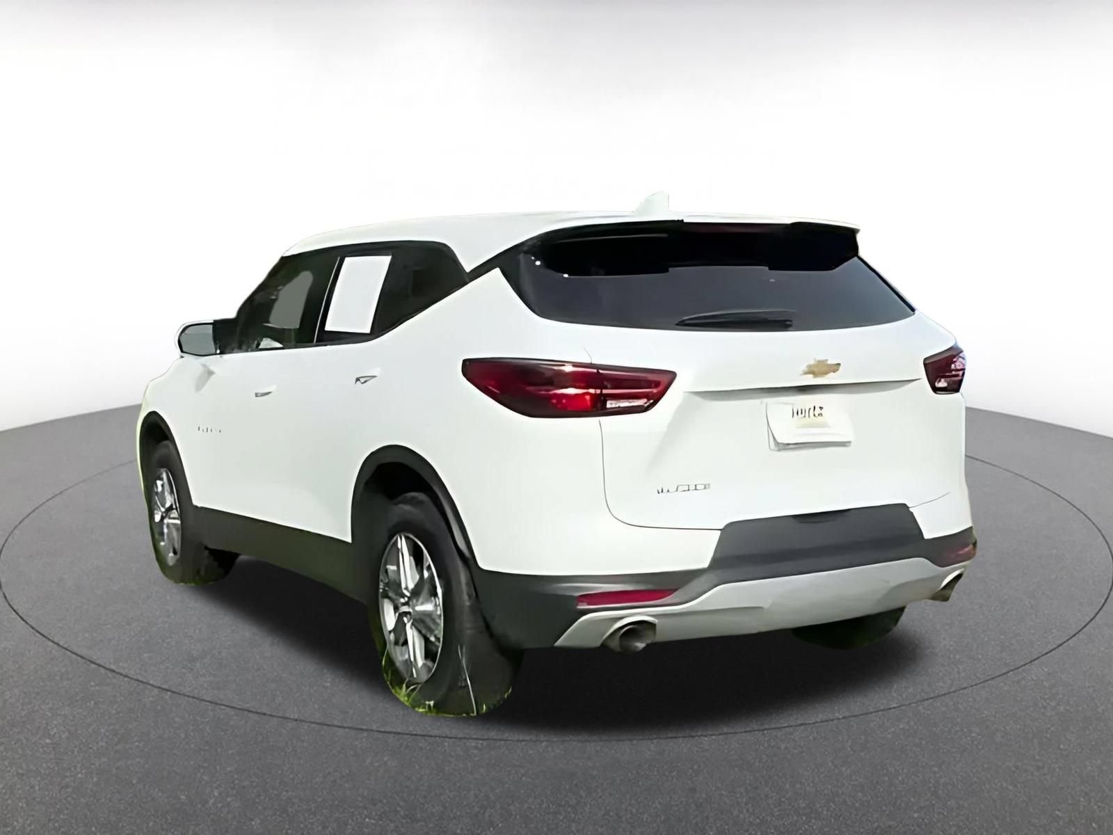 Thumbnail: 2025 Chevrolet Blazer - 10