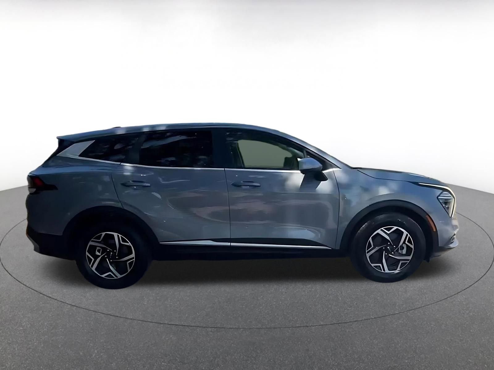 Thumbnail: 2025 Kia Sportage - 18
