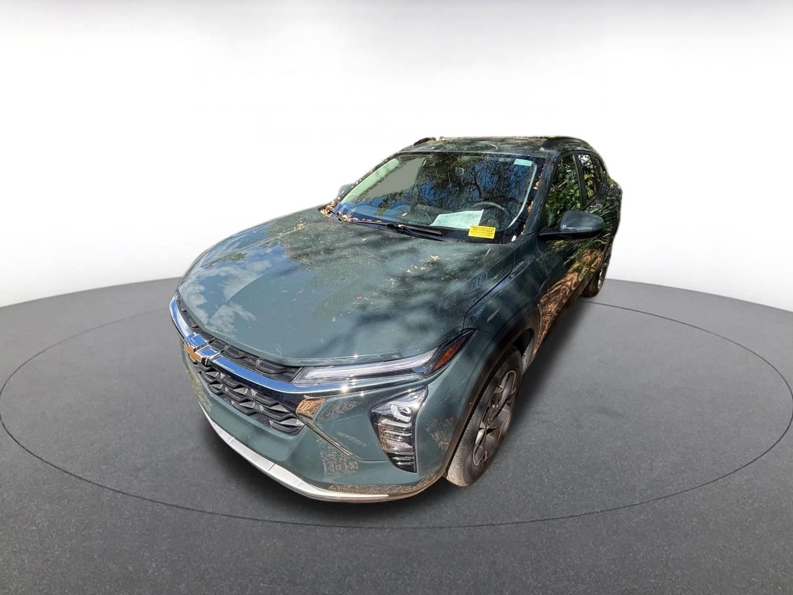 Thumbnail: 2025 Chevrolet Trax - 4