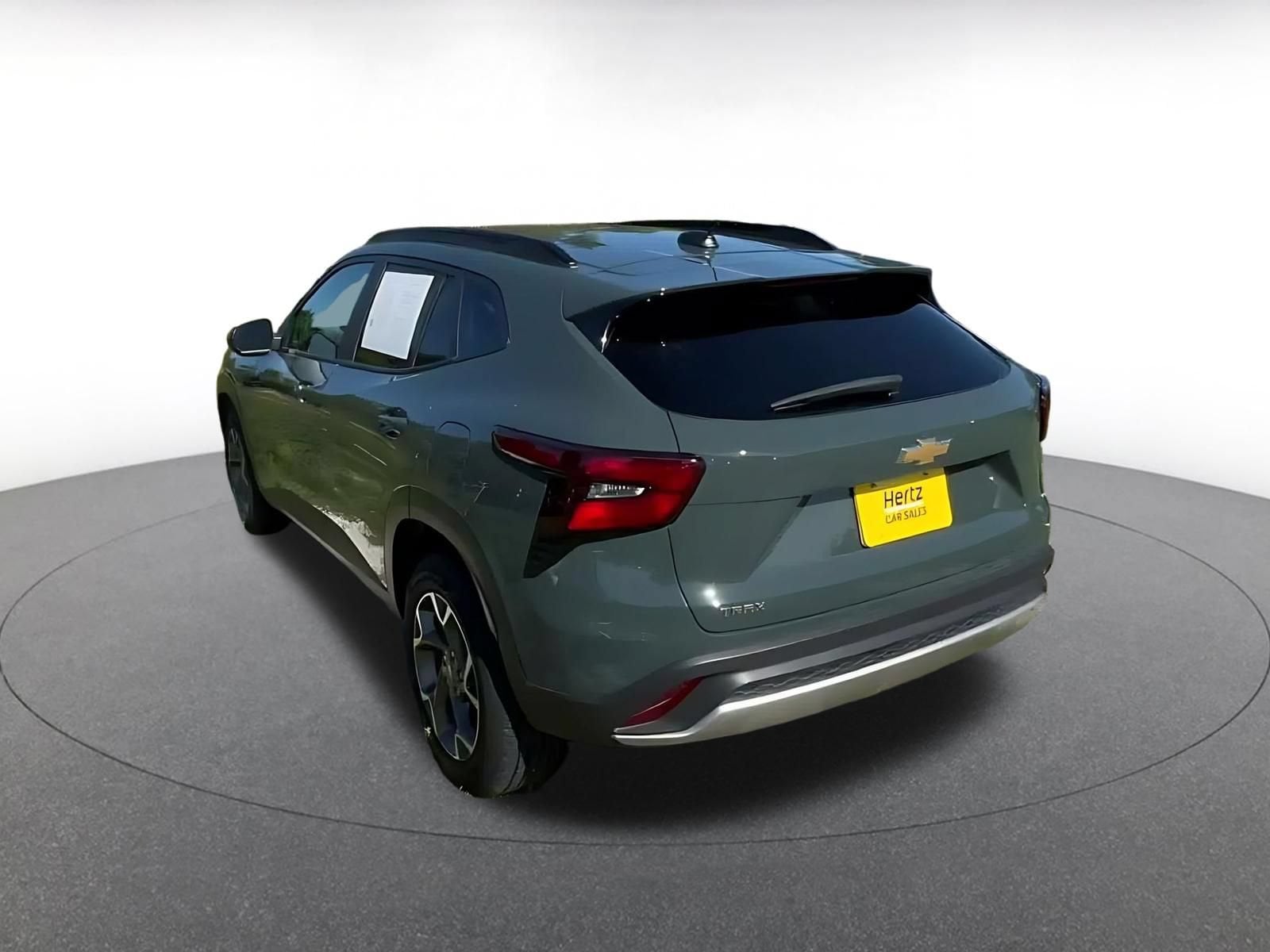 Thumbnail: 2025 Chevrolet Trax - 11