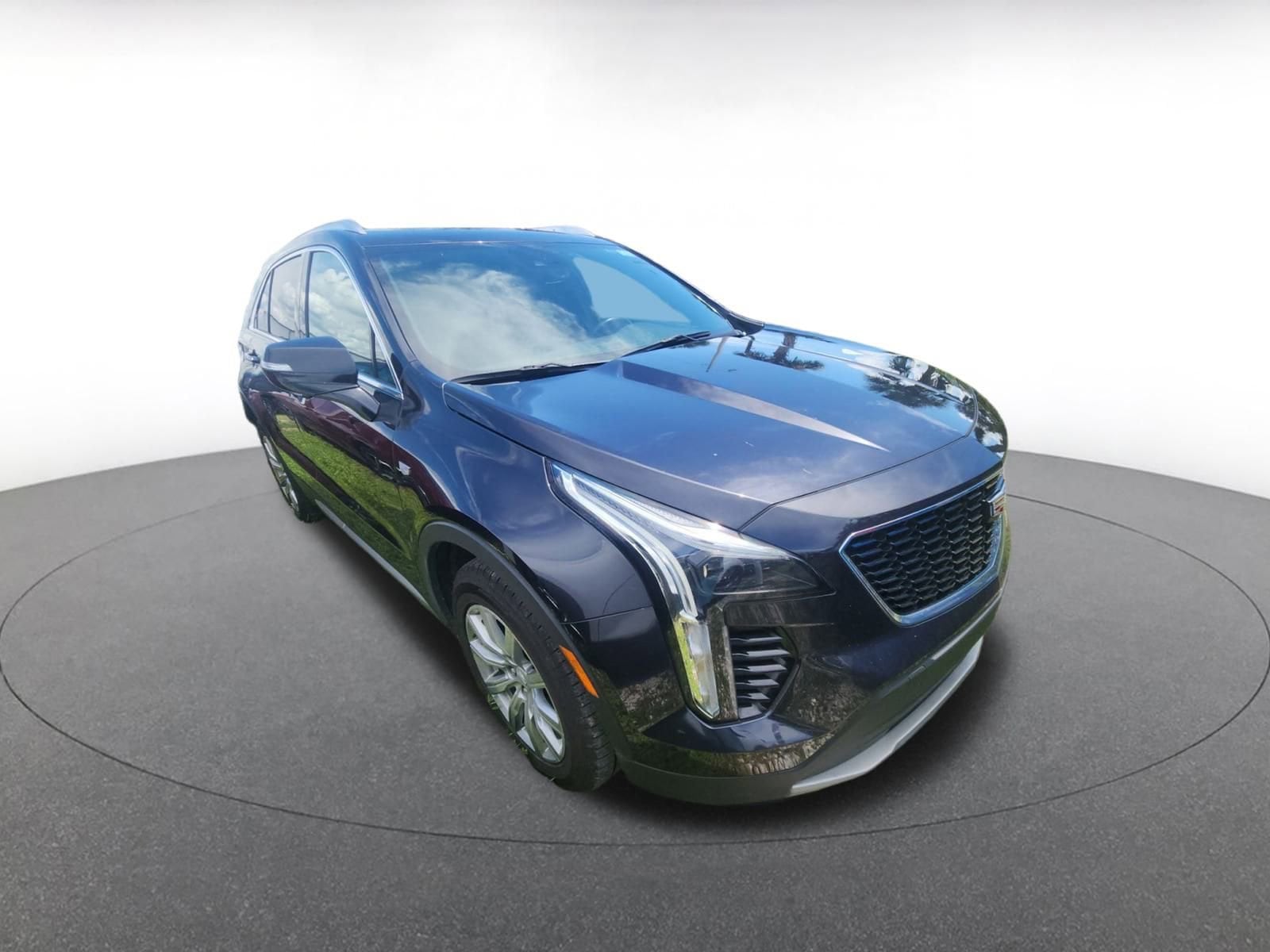 Thumbnail: 2023 Cadillac XT4 - 1