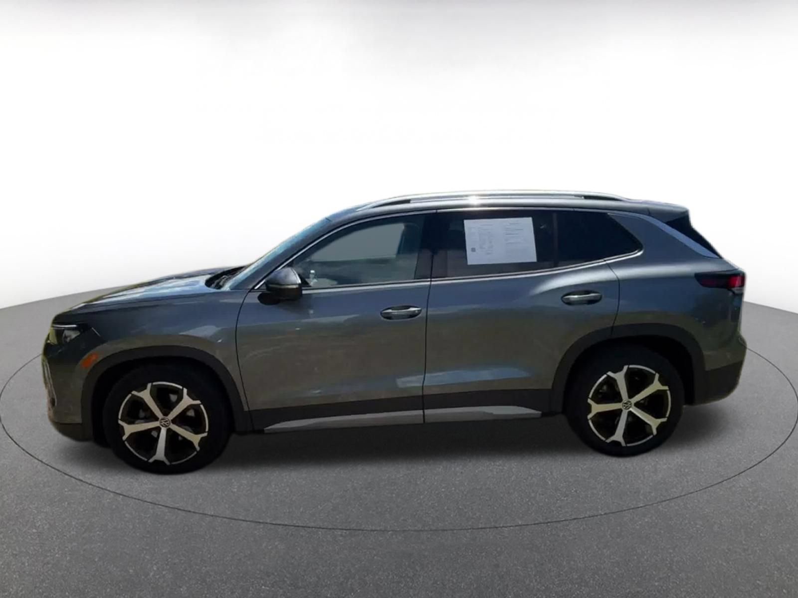 Thumbnail: 2026 Volkswagen Tiguan - 8