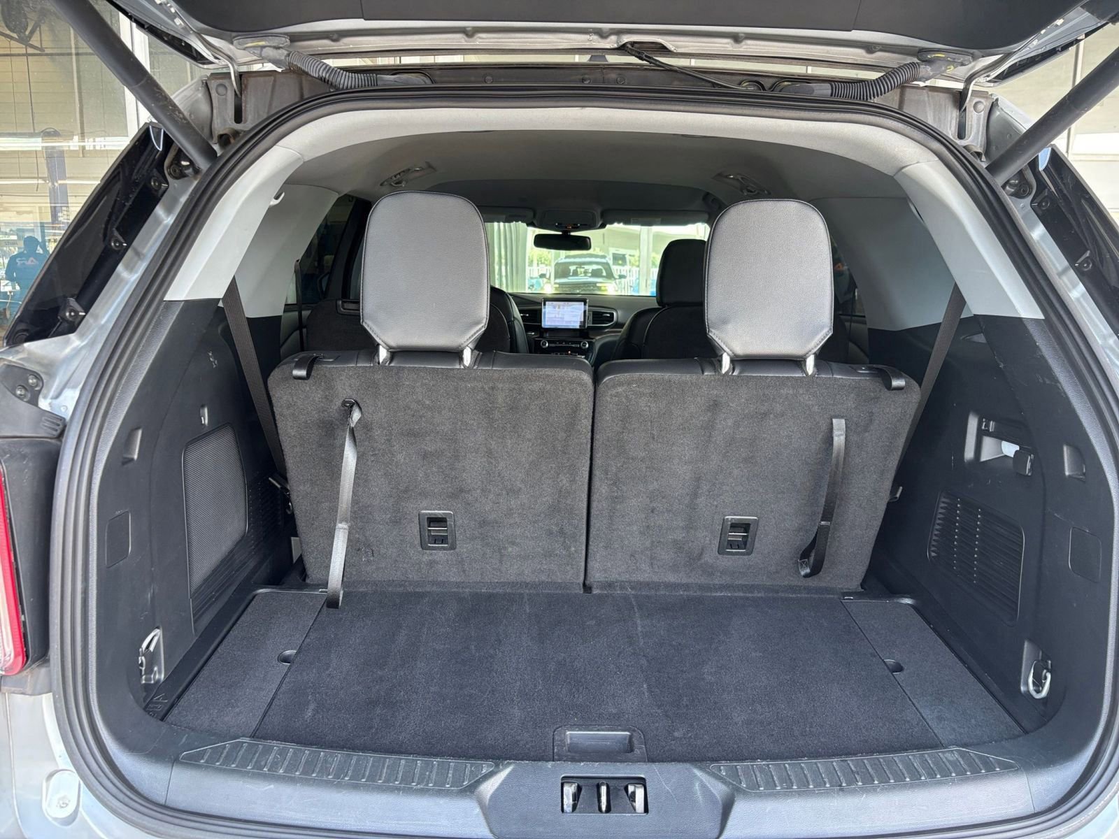 Thumbnail: 2023 Ford Explorer - 31