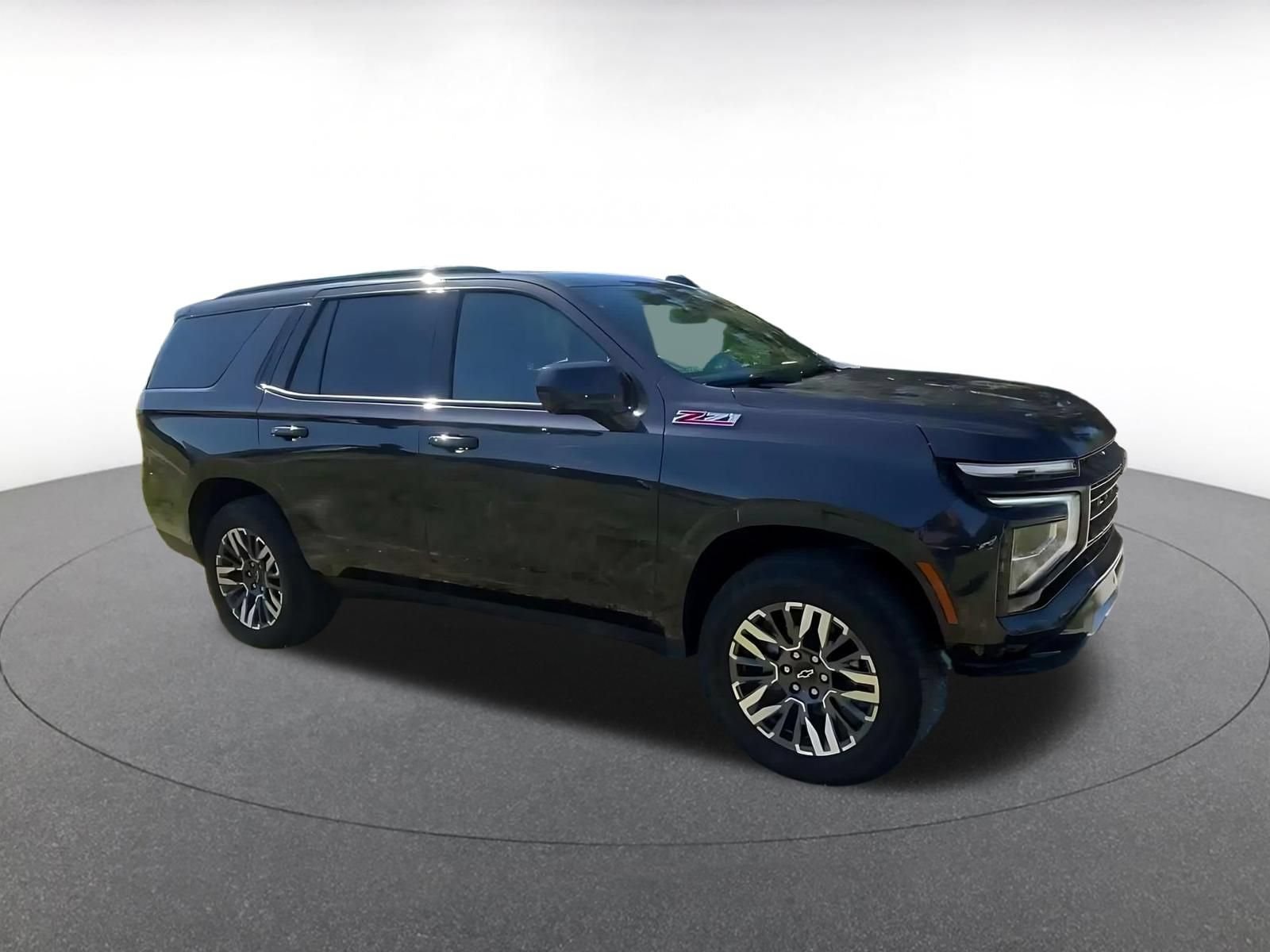 Thumbnail: 2025 Chevrolet Tahoe - 2