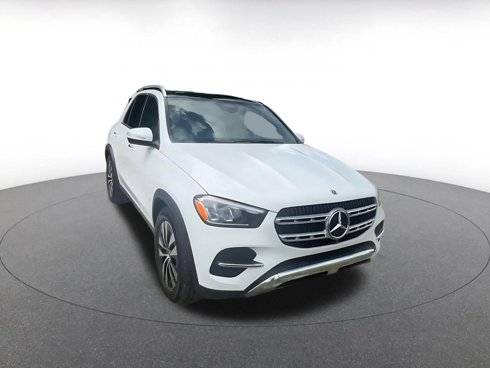 Thumbnail: 2026 Mercedes-Benz GLE - 3