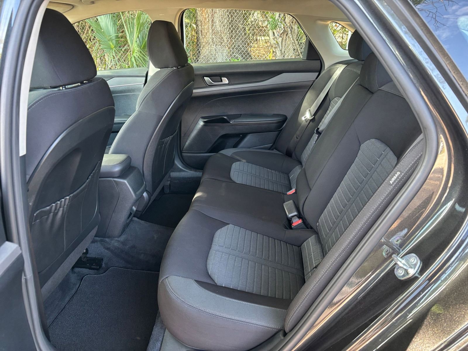 Thumbnail: 2025 Kia K5 - 28