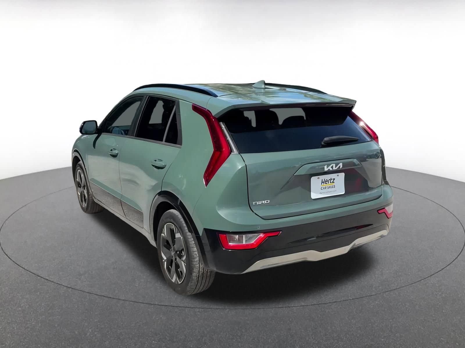 Thumbnail: 2023 Kia Niro - 11