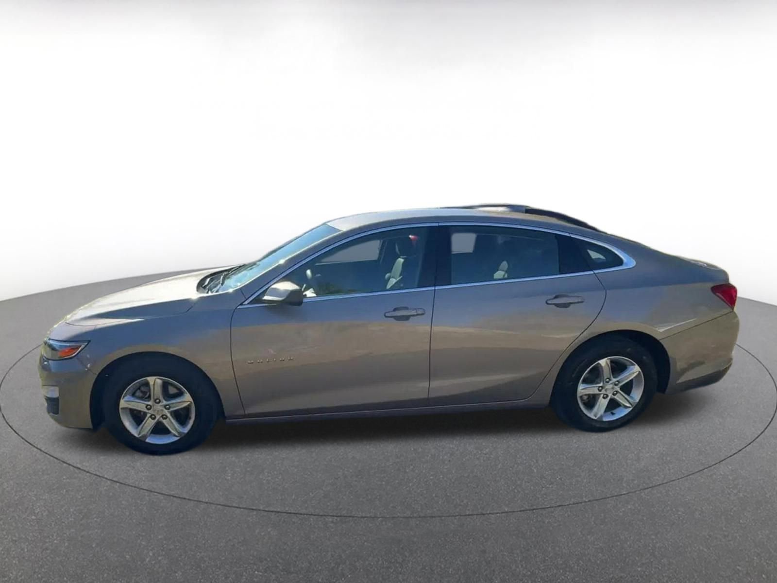 Thumbnail: 2023 Chevrolet Malibu - 6
