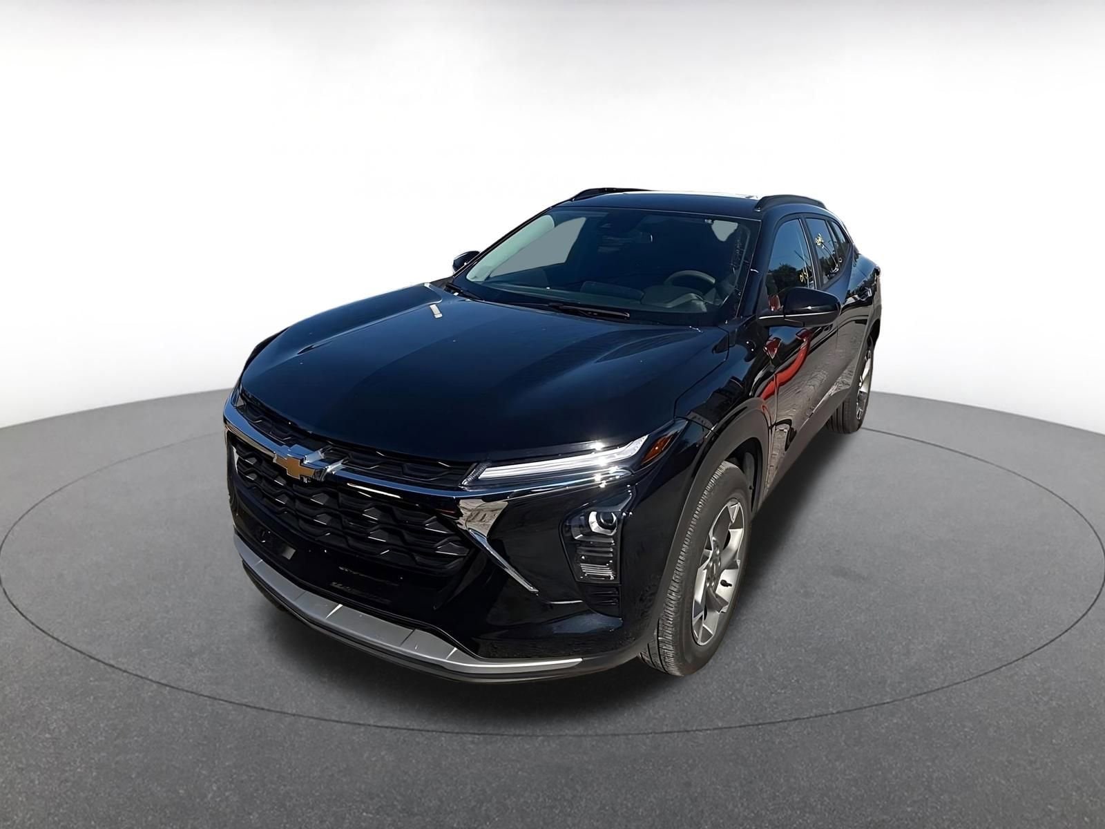 Thumbnail: 2025 Chevrolet Trax - 5