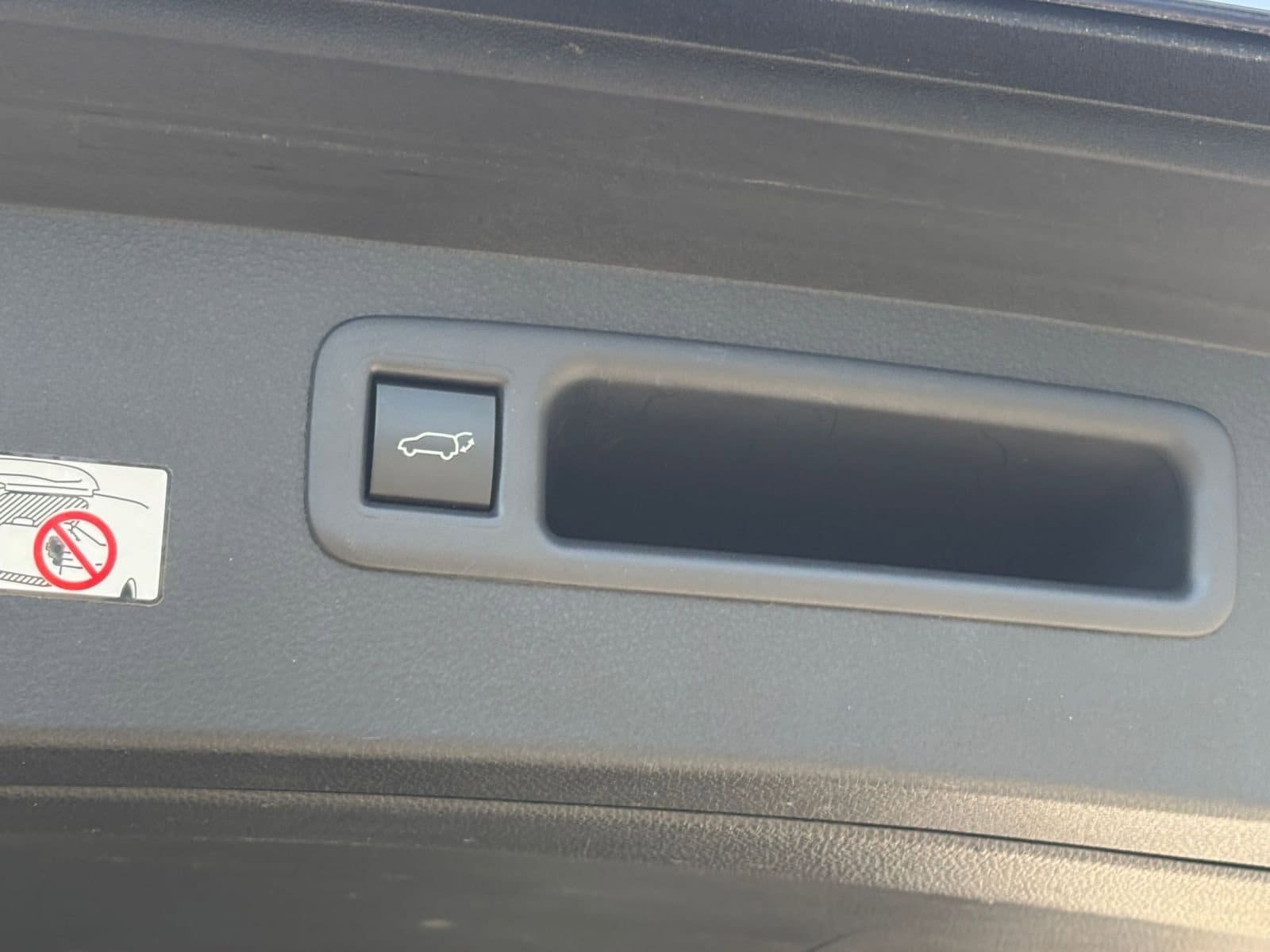 Thumbnail: 2025 Toyota Highlander - 24