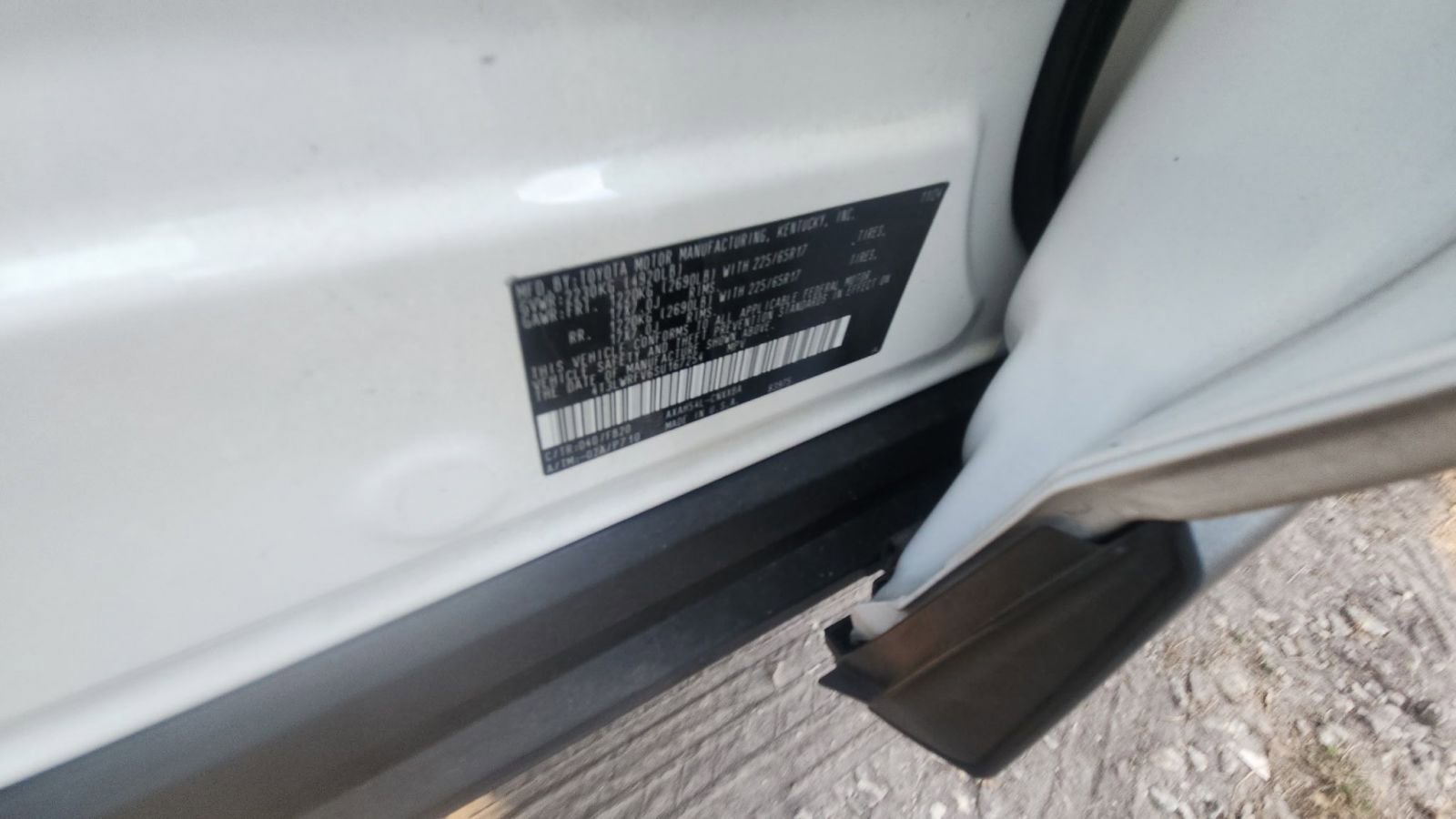 Thumbnail: 2025 Toyota RAV4 - 9