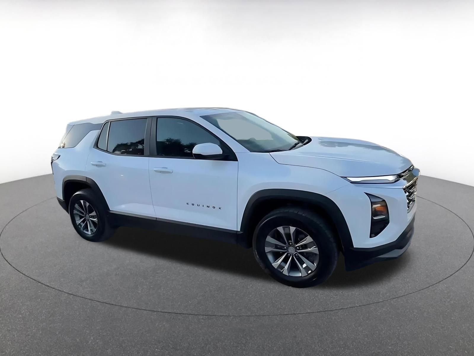 Thumbnail: 2025 Chevrolet Equinox - 2