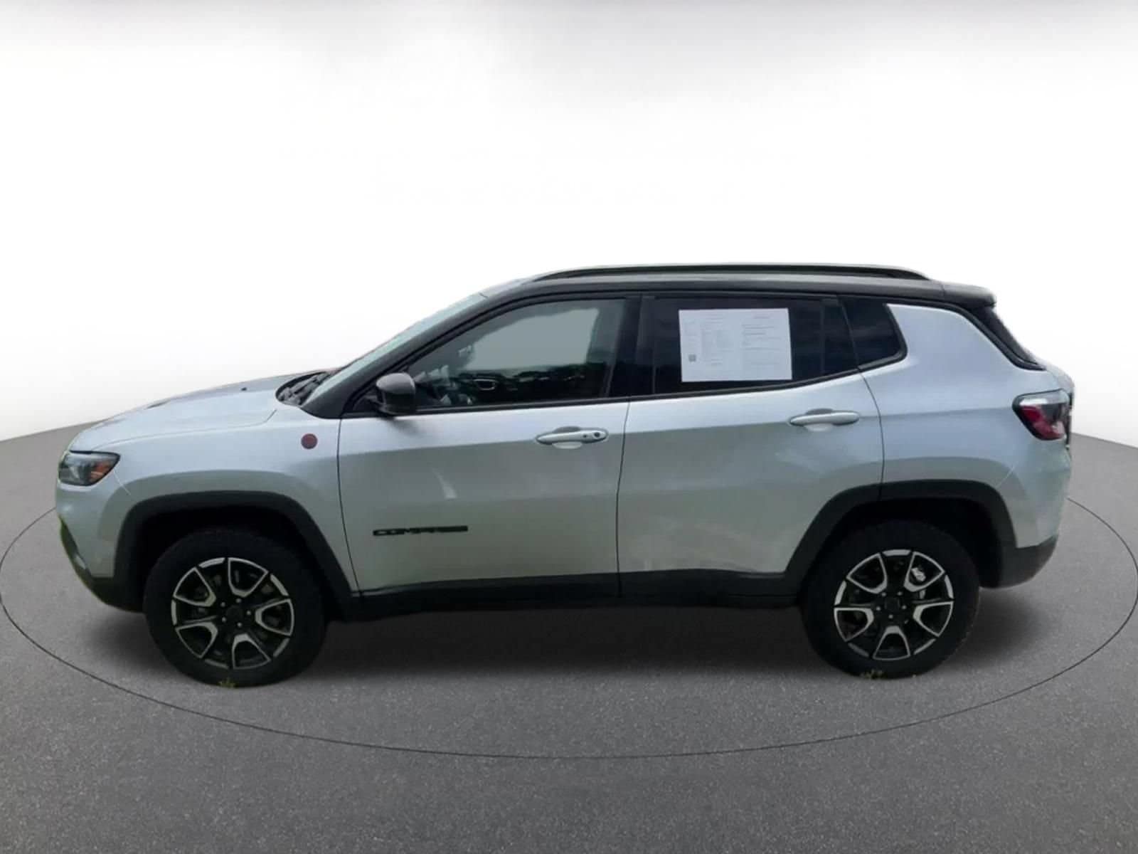 Thumbnail: 2025 Jeep Compass - 8