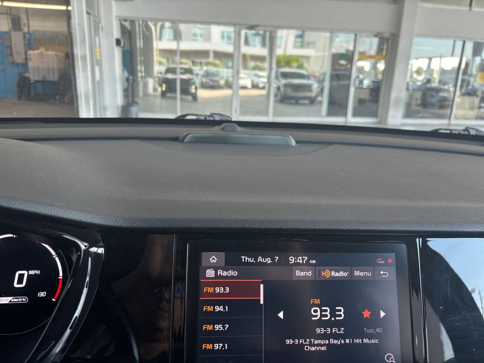 Thumbnail: 2022 Kia Niro - 21