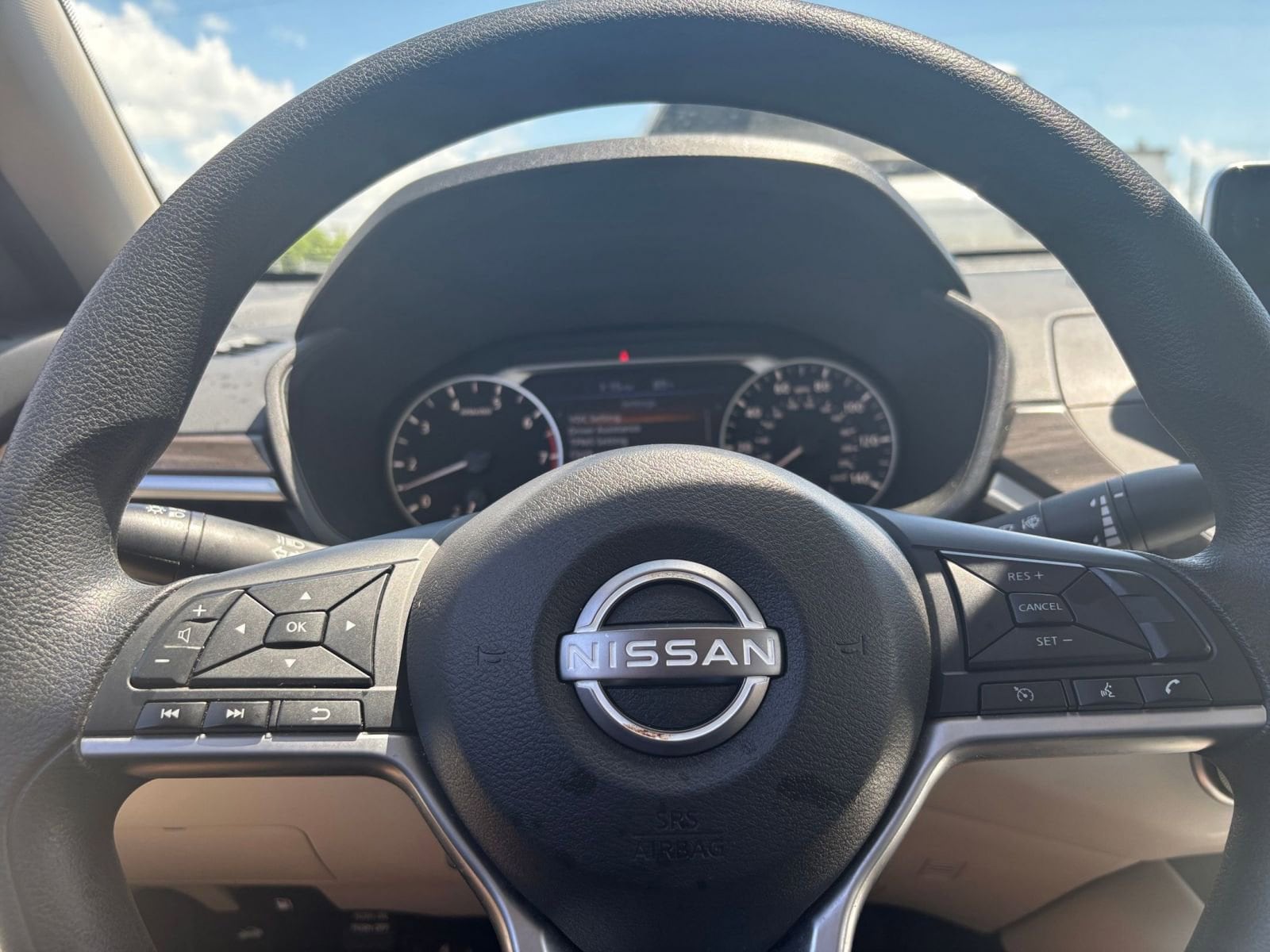 Thumbnail: 2025 Nissan Altima - 29