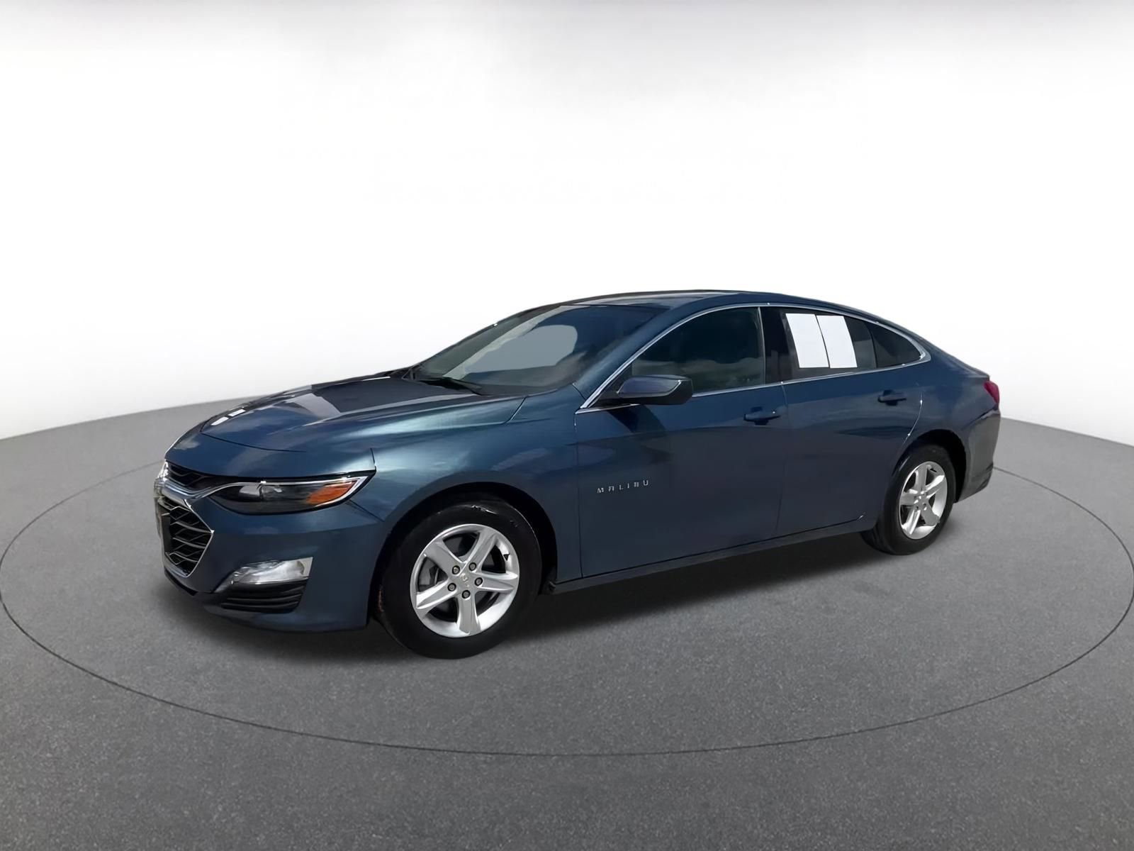 Thumbnail: 2024 Chevrolet Malibu - 8