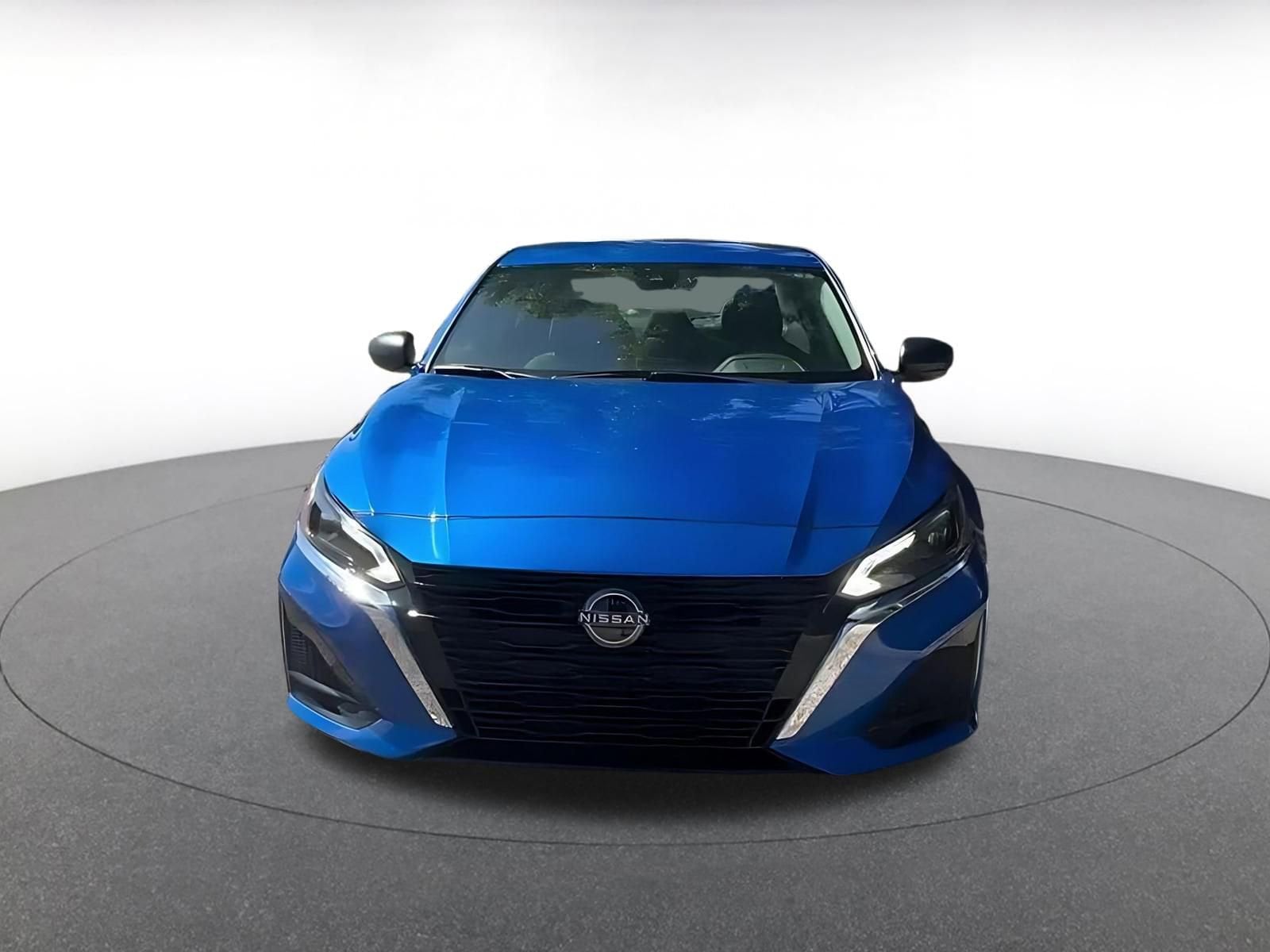 Thumbnail: 2025 Nissan Altima - 3