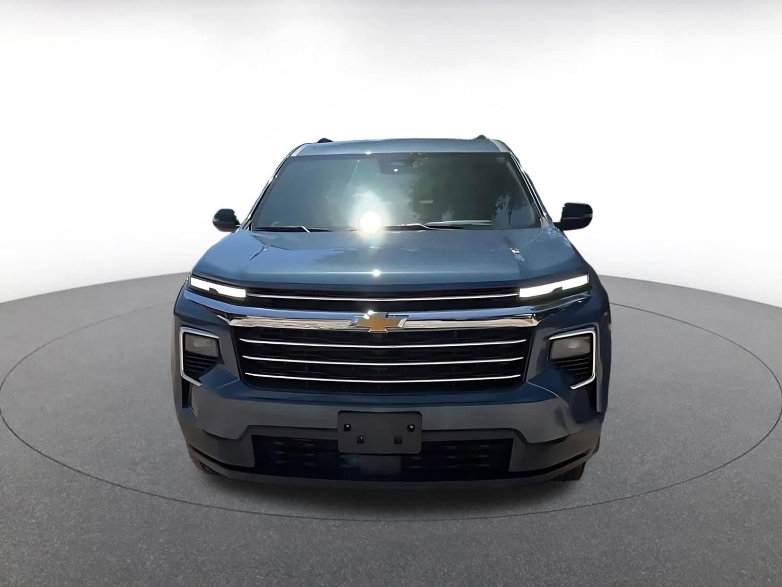 Thumbnail: 2025 Chevrolet Traverse - 3