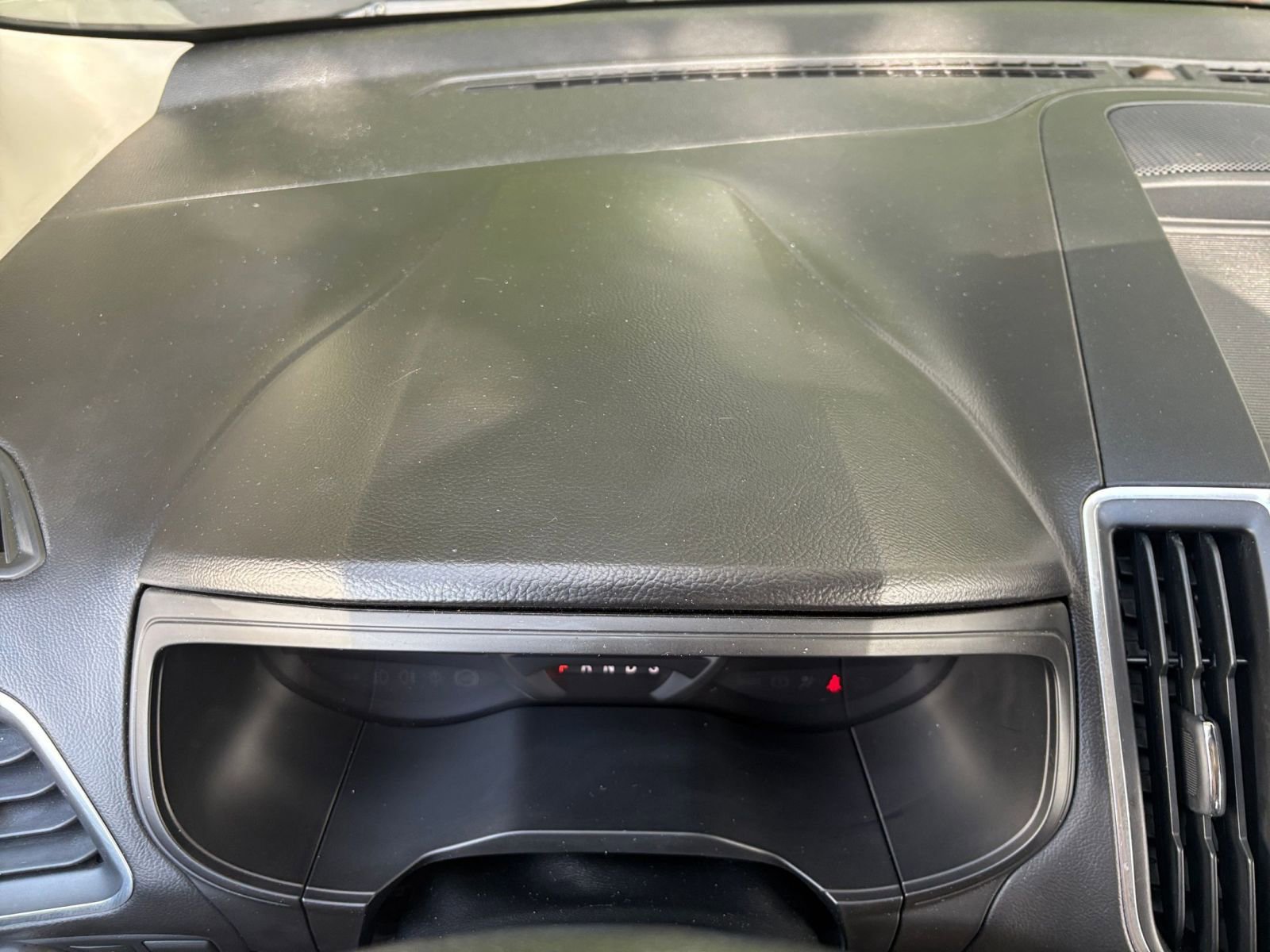 Thumbnail: 2022 Ford Edge - 34