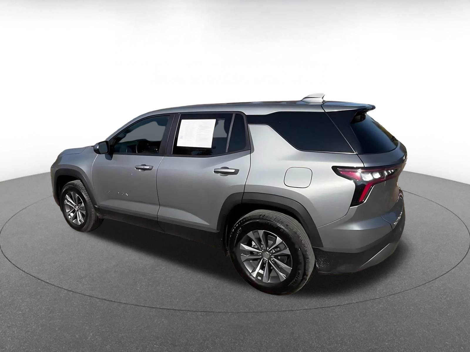 Thumbnail: 2025 Chevrolet Equinox - 10