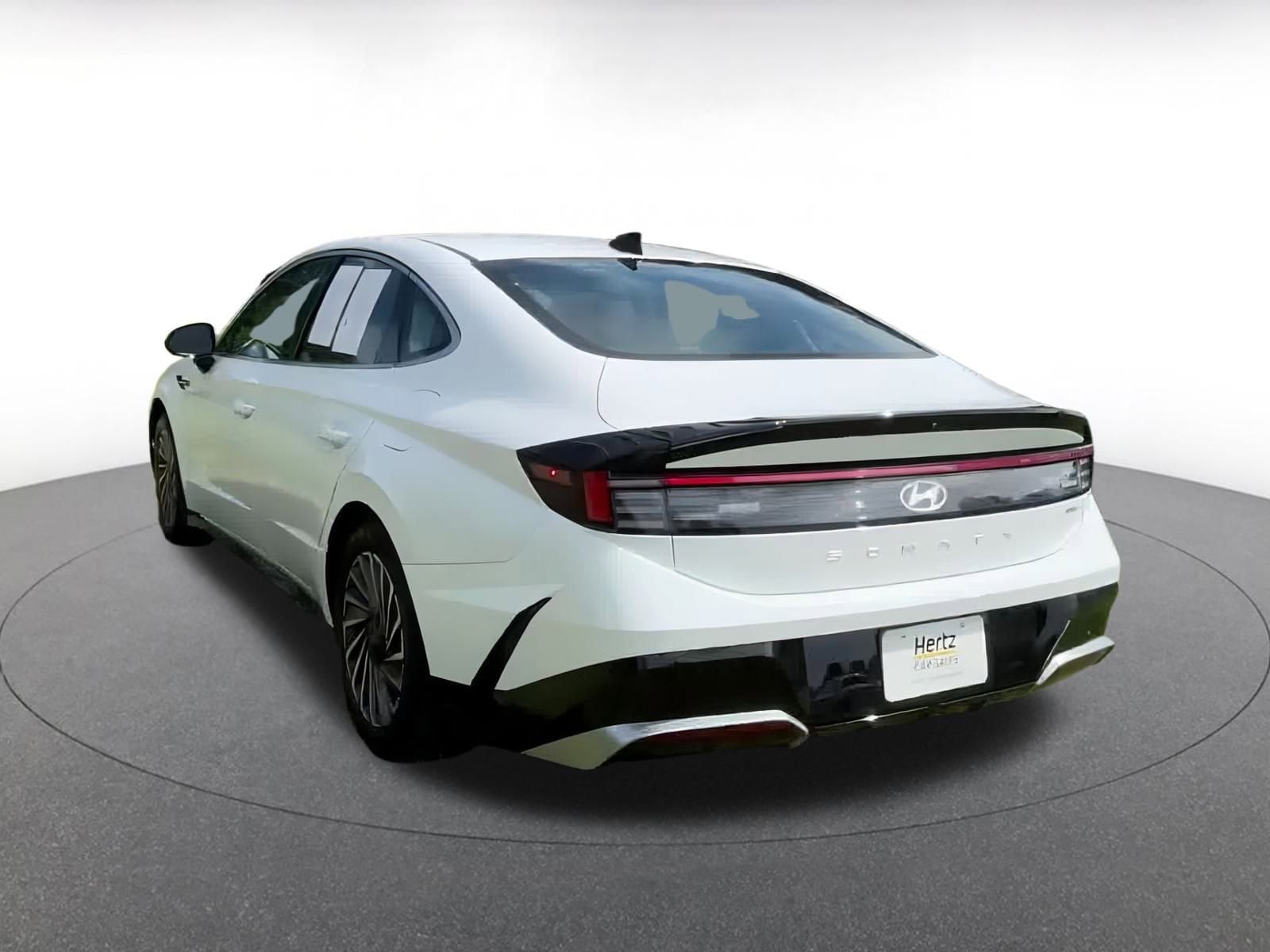 Thumbnail: 2024 Hyundai Sonata - 11