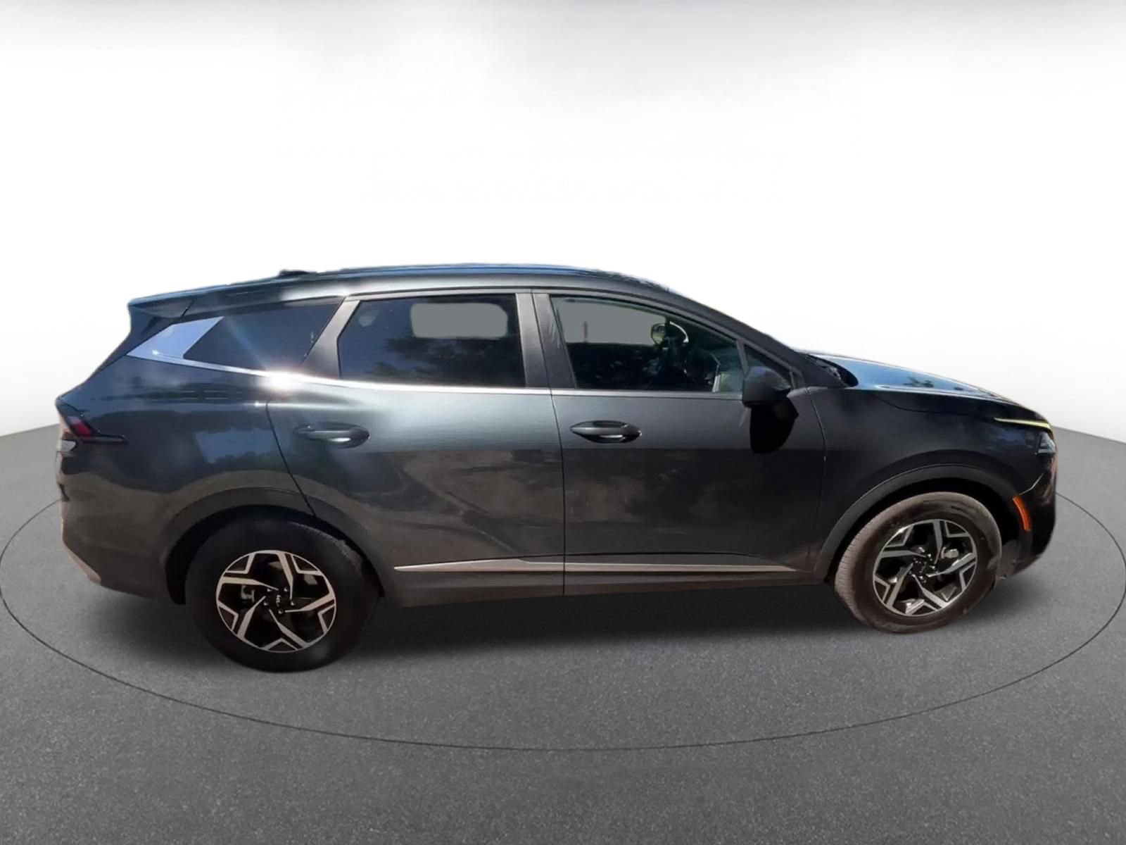 Thumbnail: 2025 Kia Sportage - 16