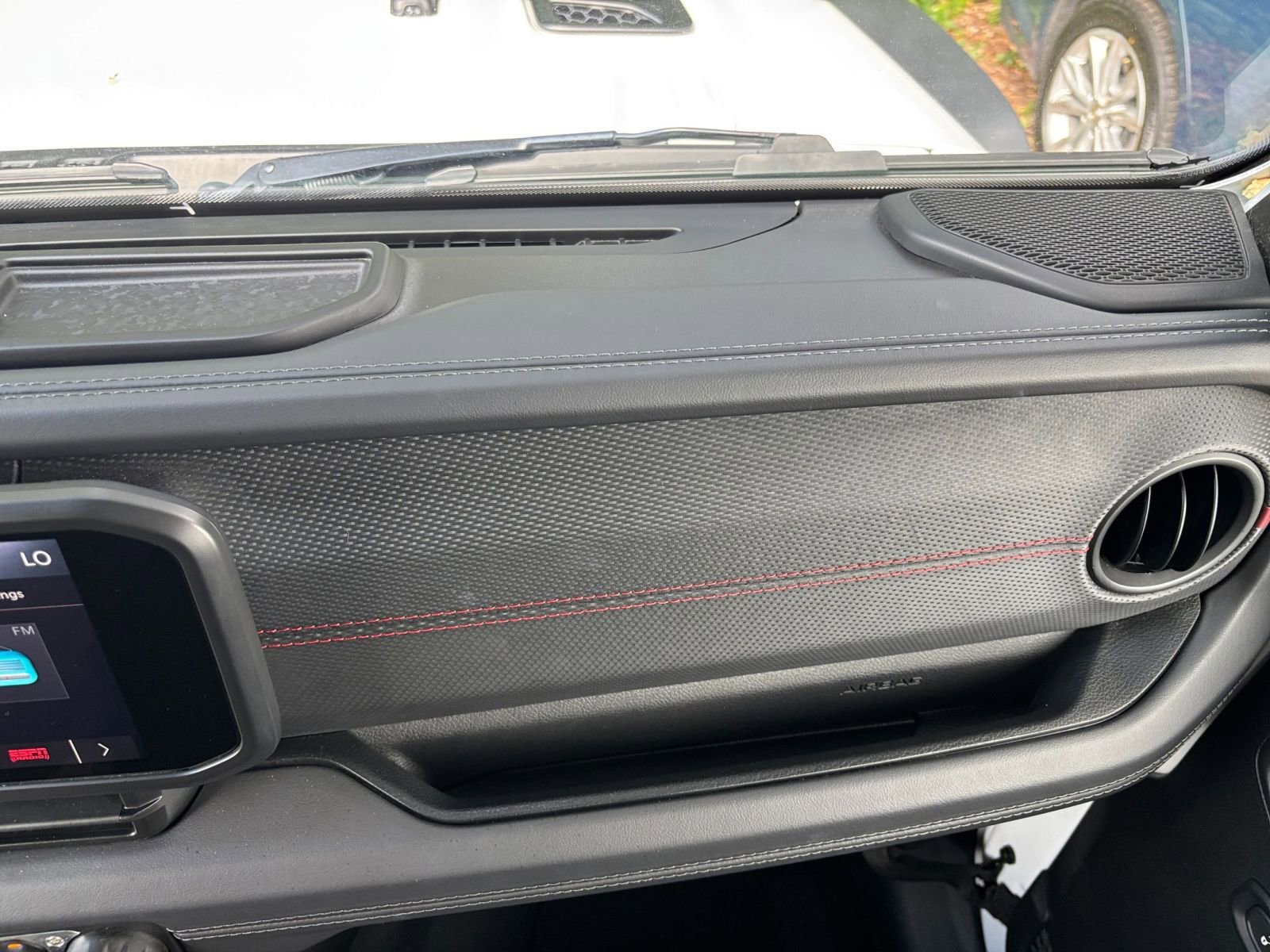 Thumbnail: 2025 Jeep Wrangler - 35