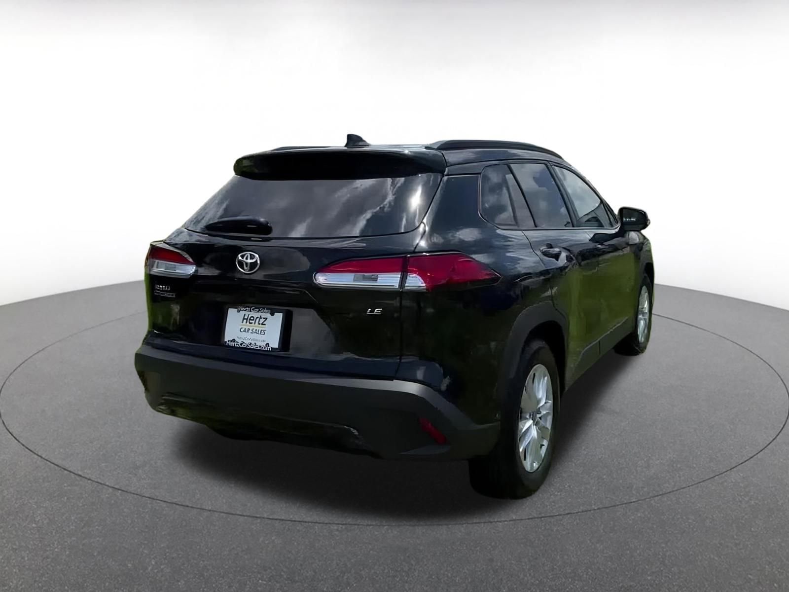 Thumbnail: 2024 Toyota Corolla Cross - 10
